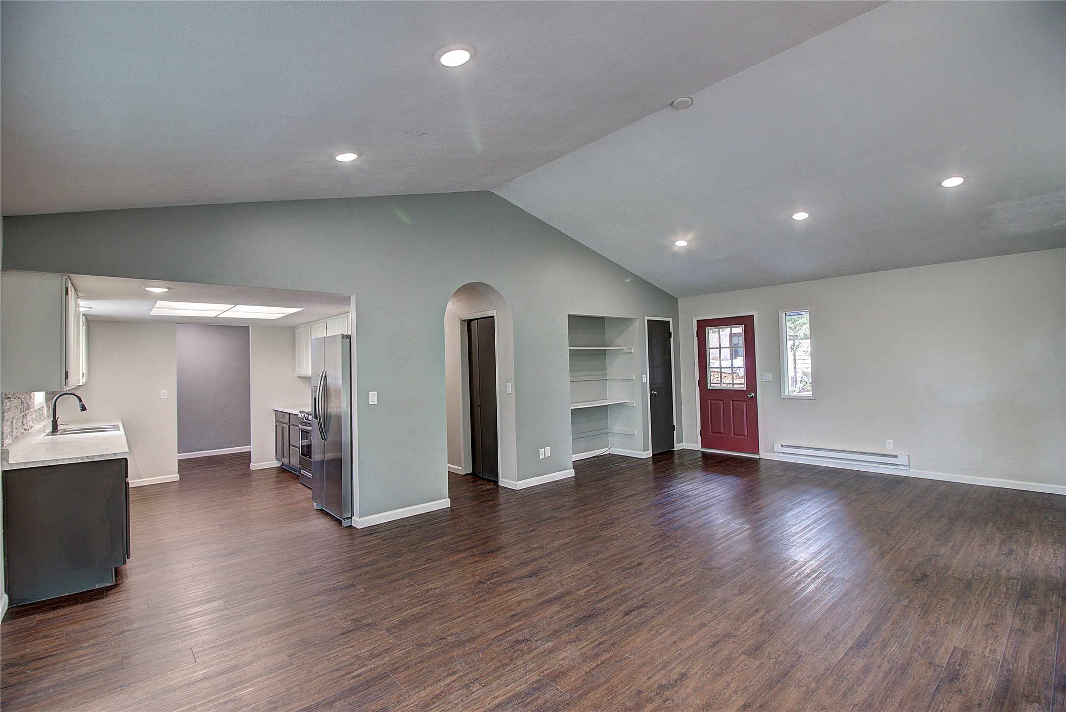 1215 Hillcrest Drive Property Photo 11
