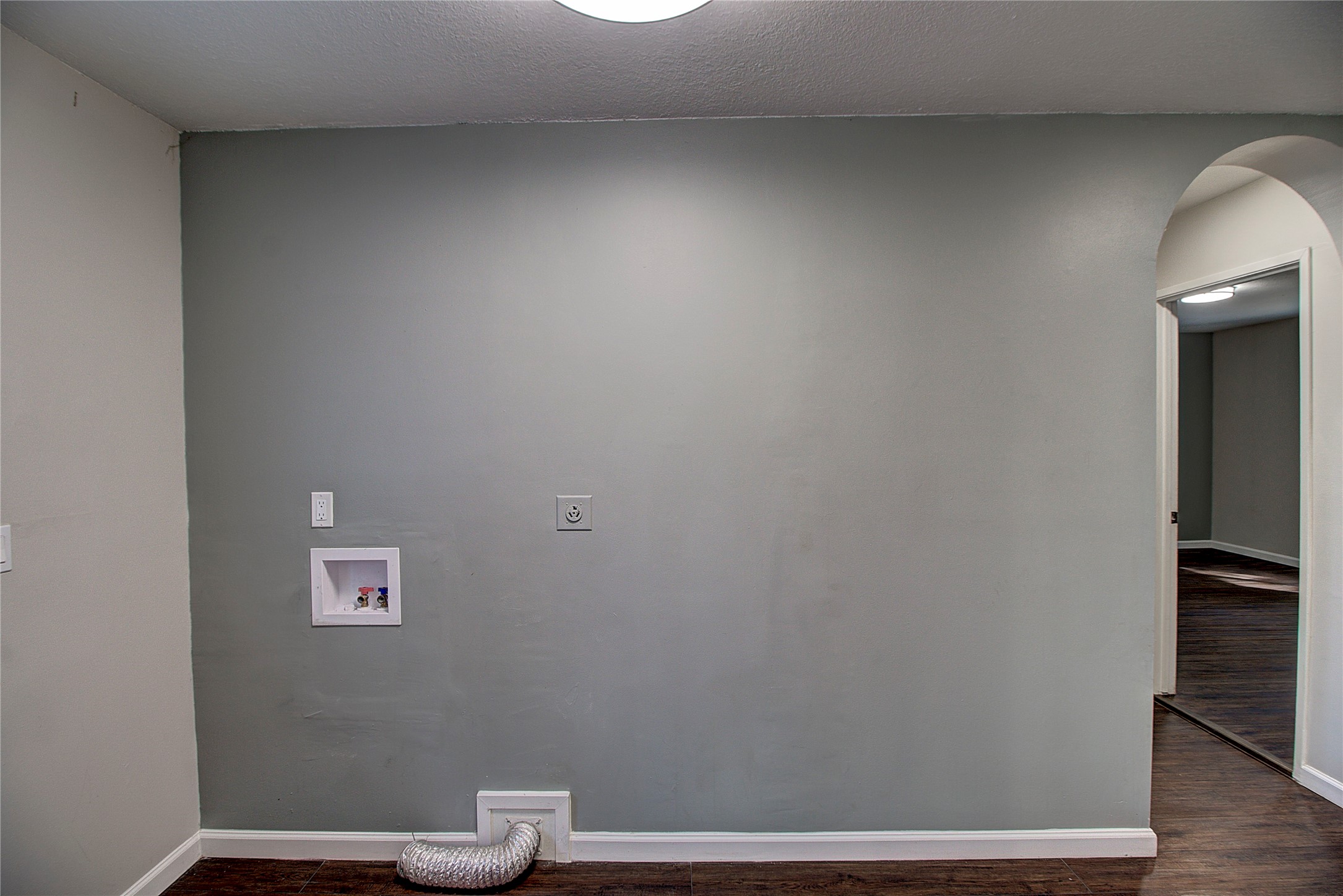 1215 Hillcrest Drive Property Photo 32