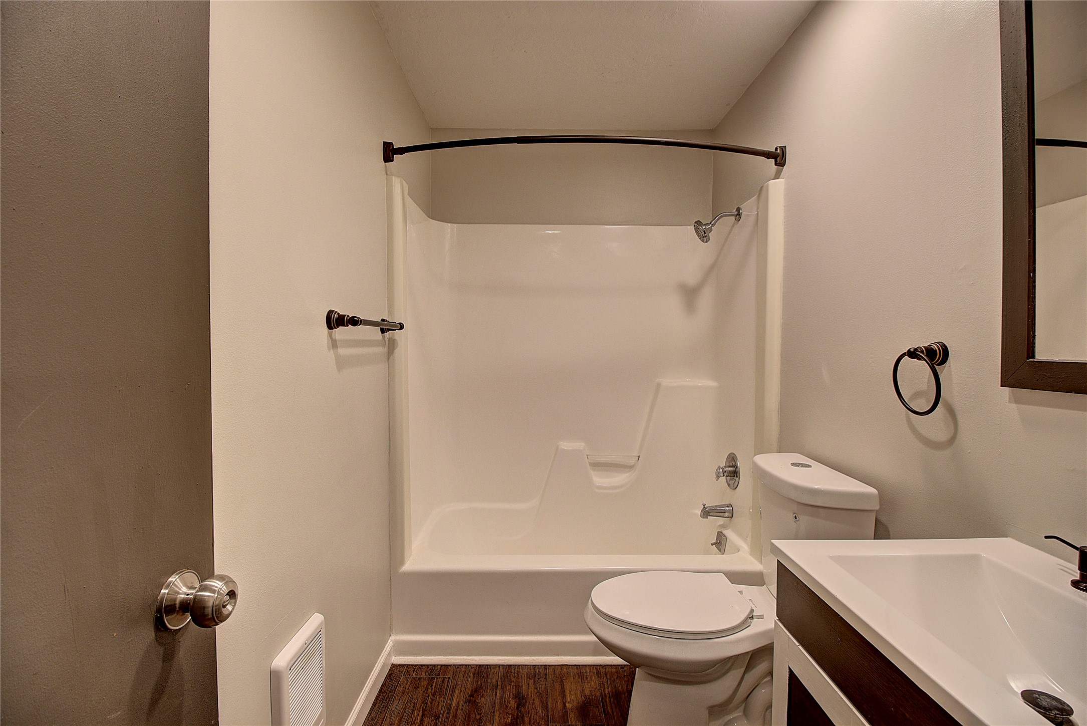 1215 Hillcrest Drive Property Photo 49