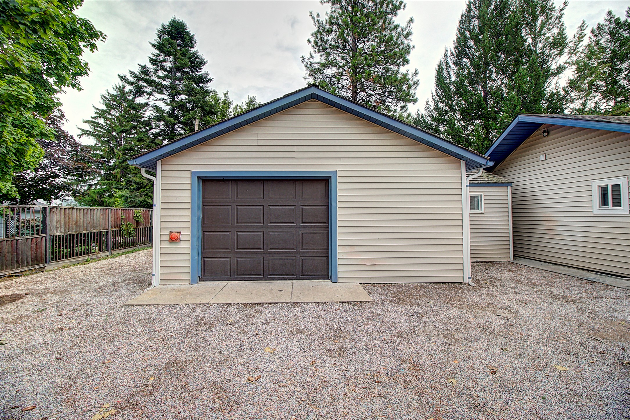 1215 Hillcrest Drive Property Photo 59