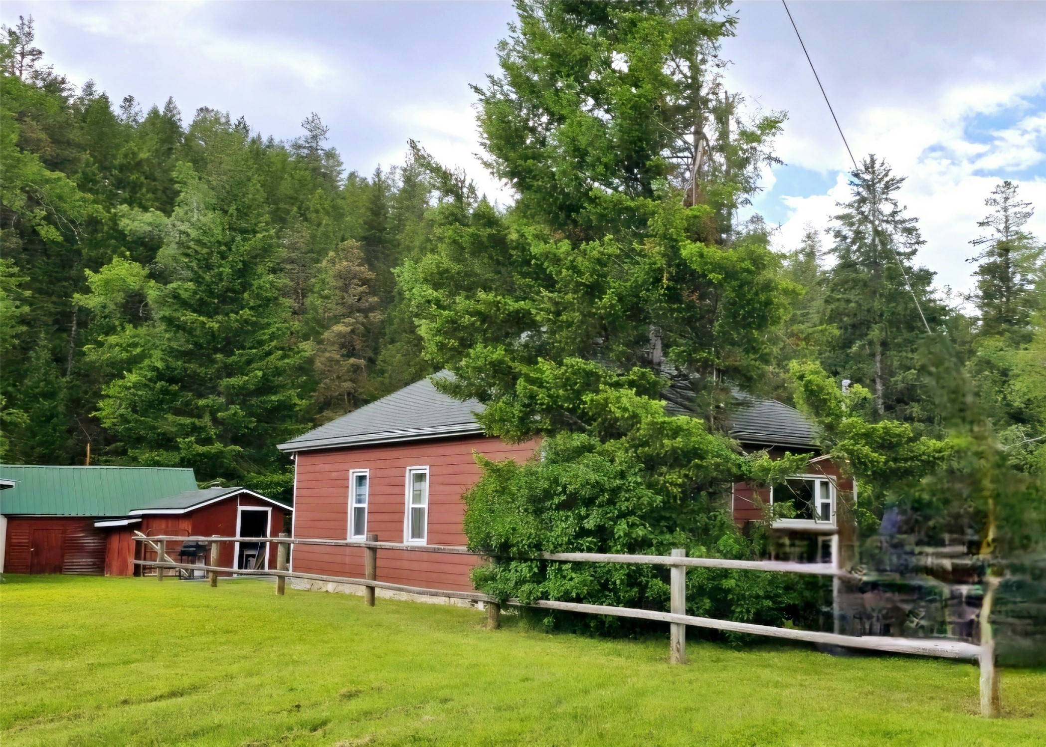 12 Cascade Avenue Property Photo 2