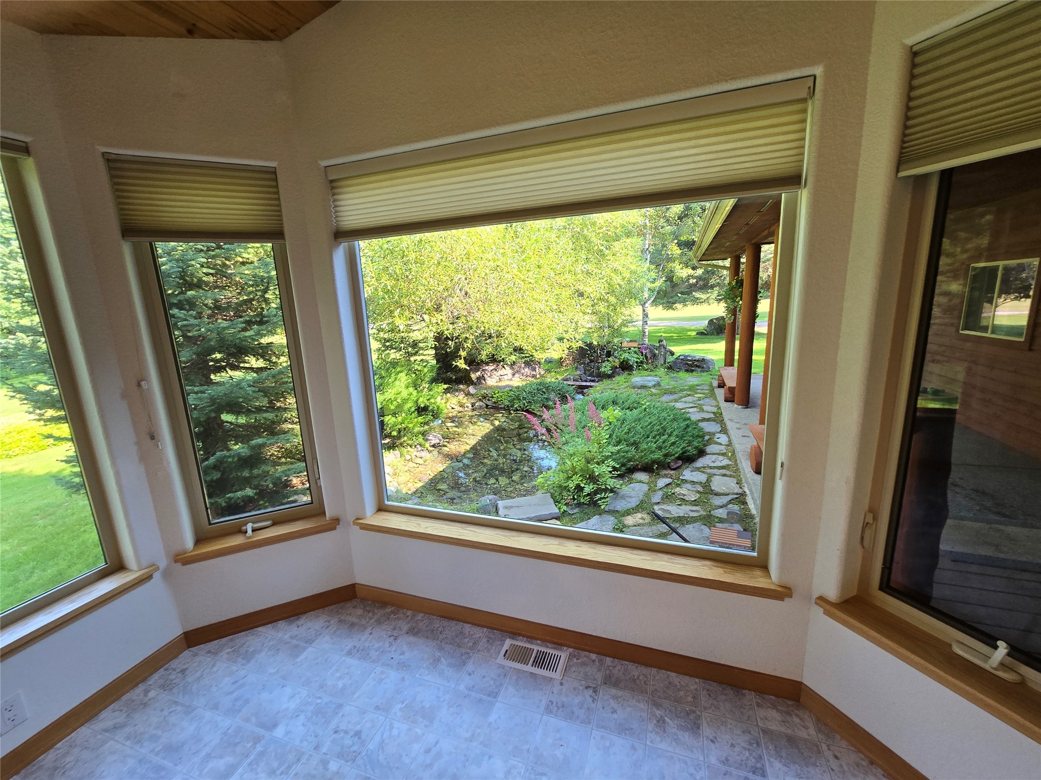 22963 And 22922 Love Drive Property Photo 46