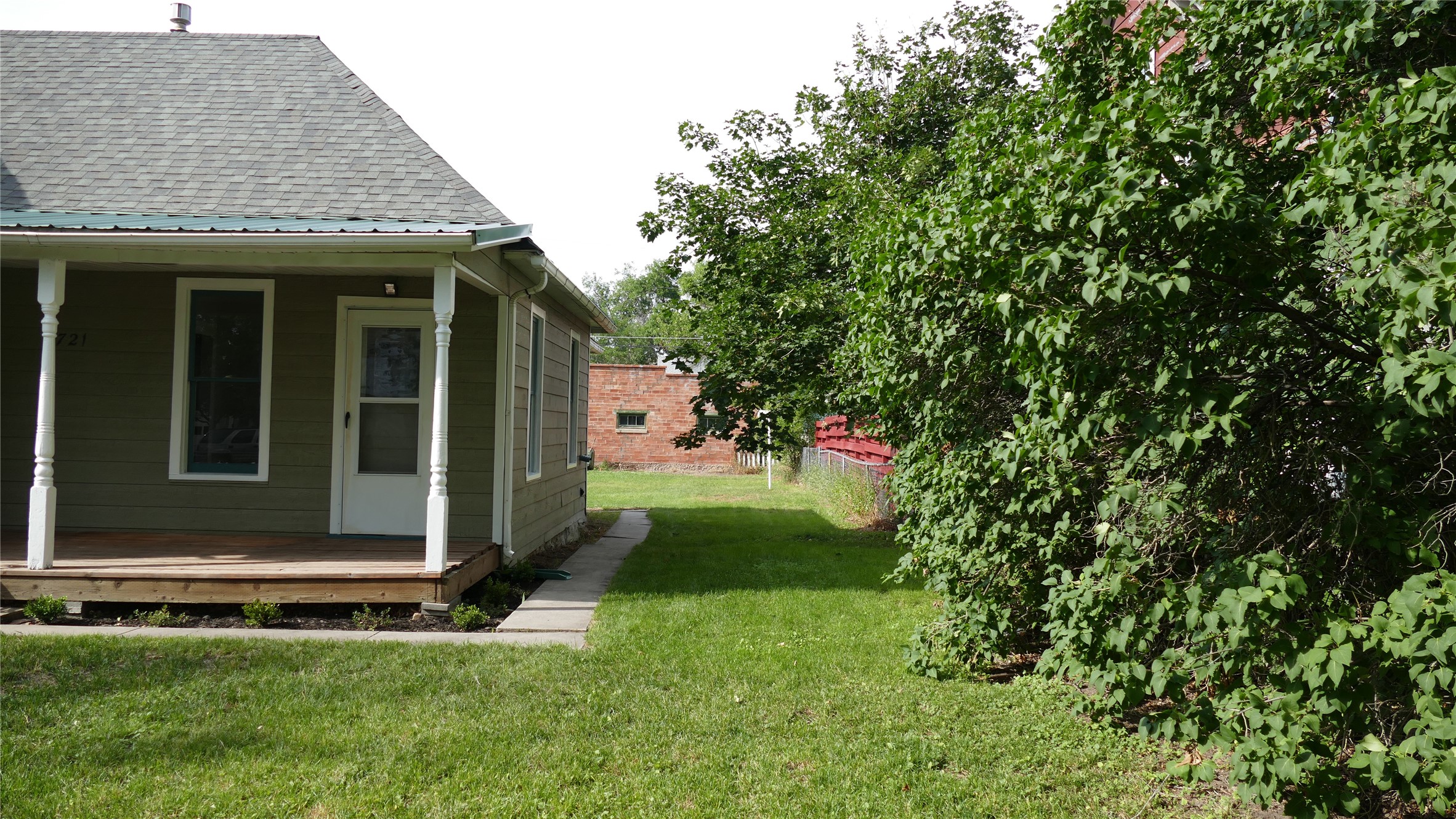 721 5th Avenue S Property Photo 22