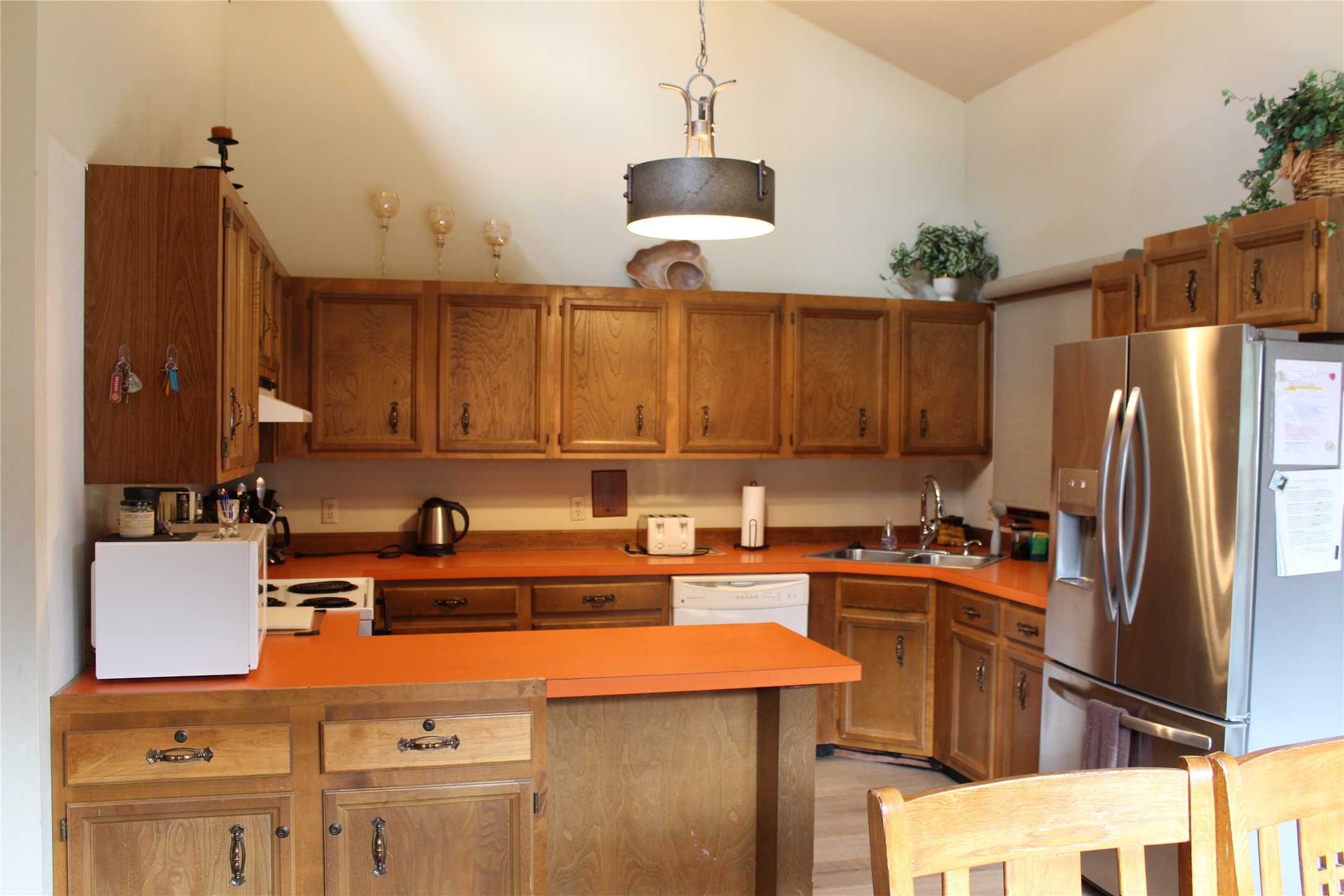 220 Fox Farm Drive Property Photo 2