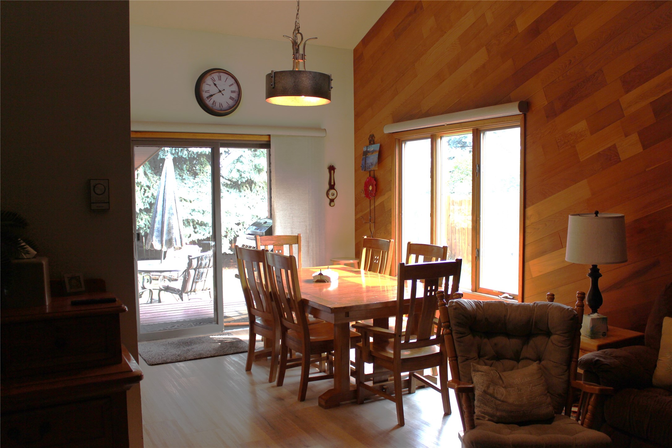 220 Fox Farm Drive Property Photo 3