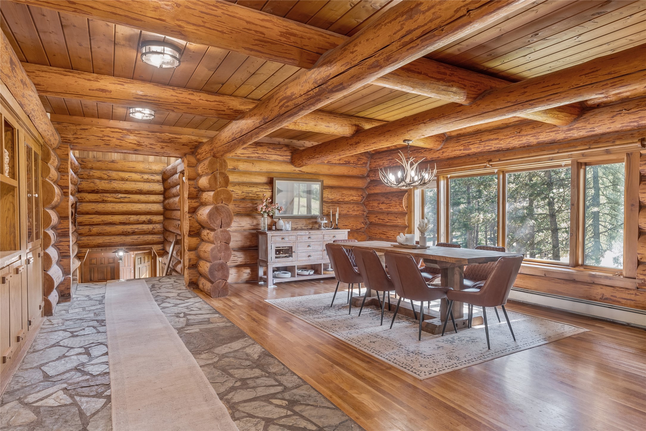 2100 Four Mile Way Property Photo 14