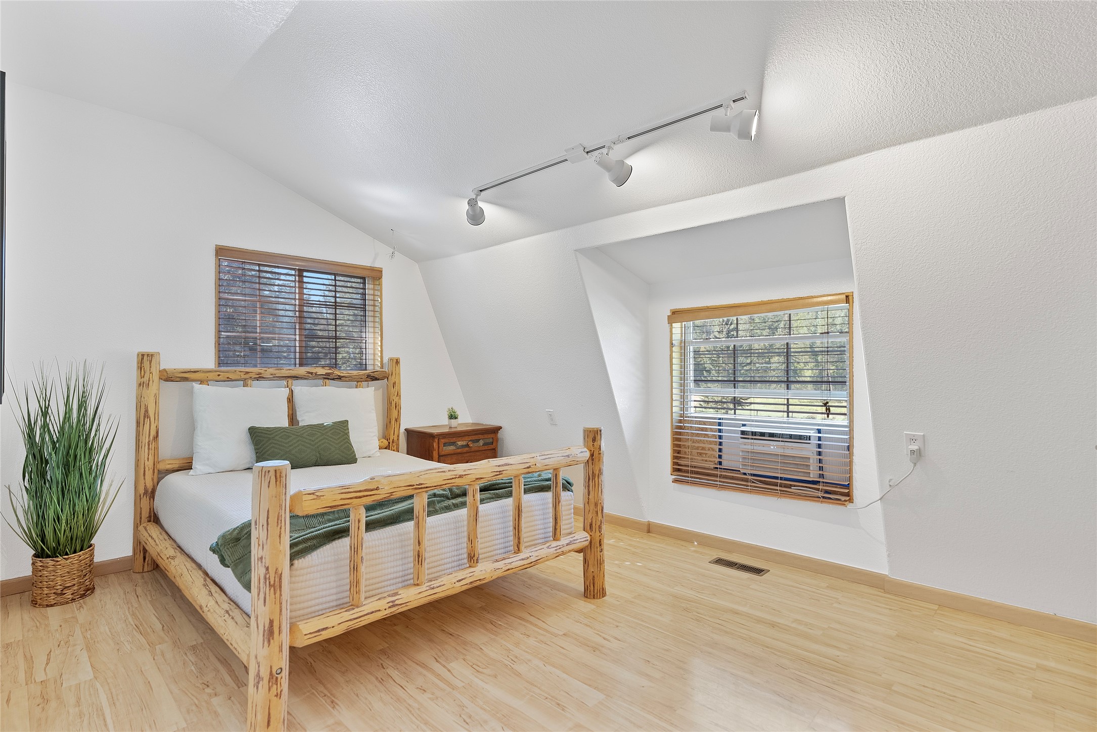 2100 Four Mile Way Property Photo 61