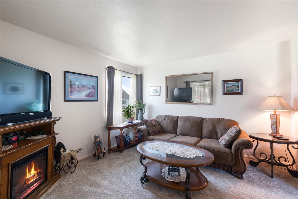 1116 Oregon Street Property Photo 14