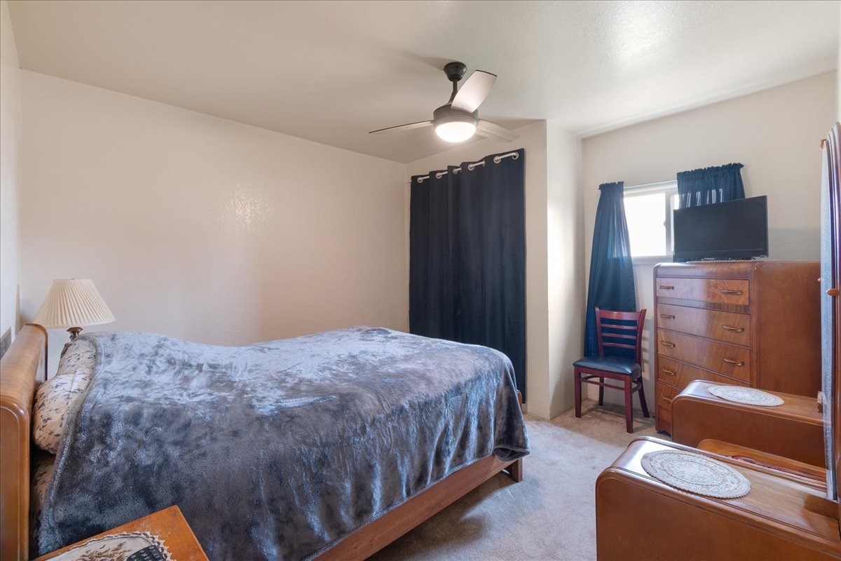 1116 Oregon Street Property Photo 23