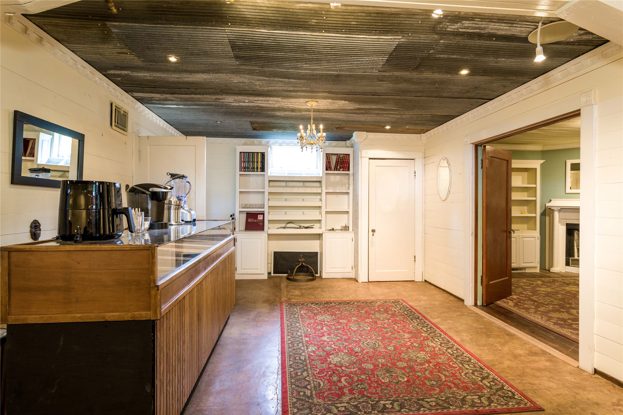 5095 Highway 2 W Property Photo 27