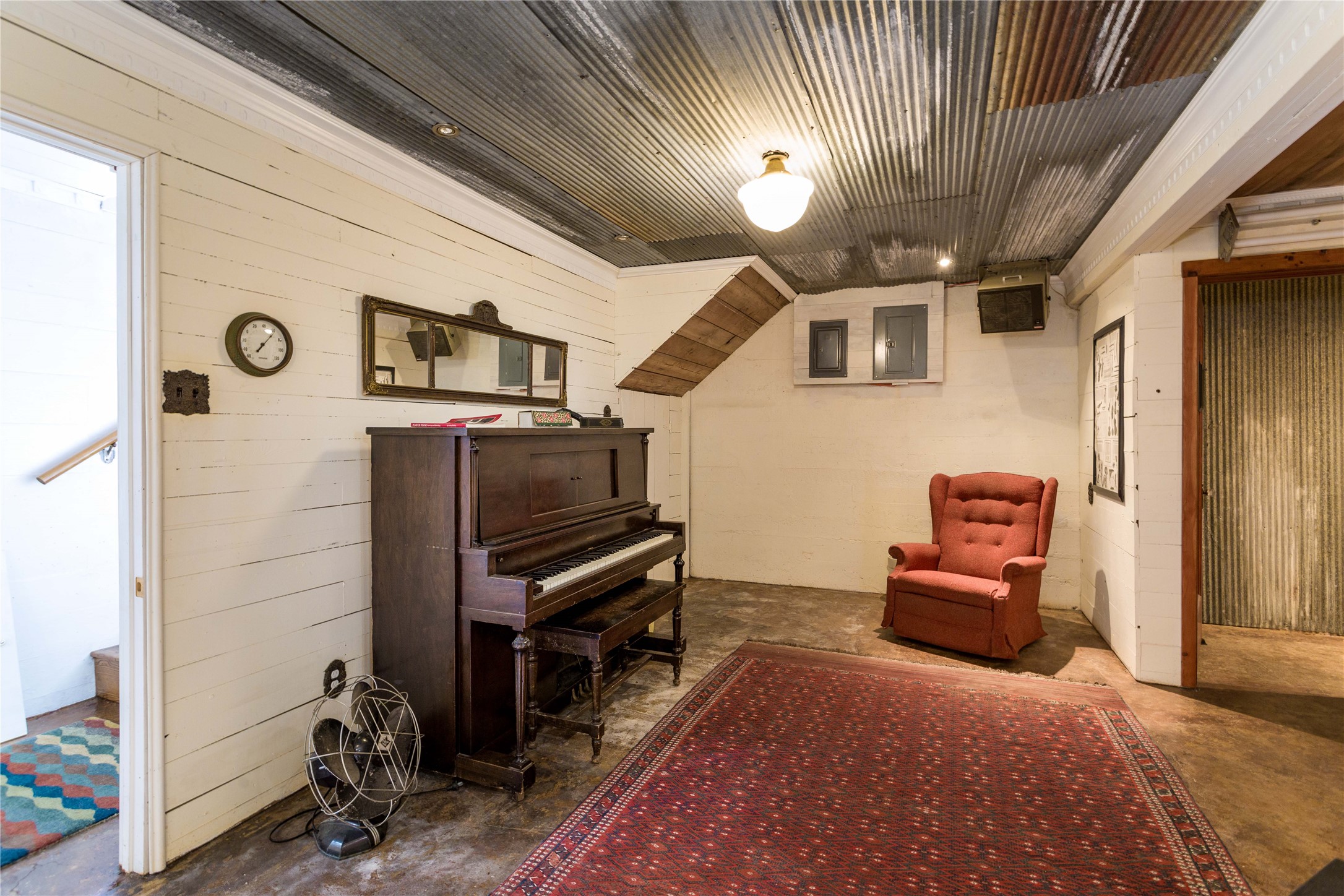 5095 Highway 2 W Property Photo 29