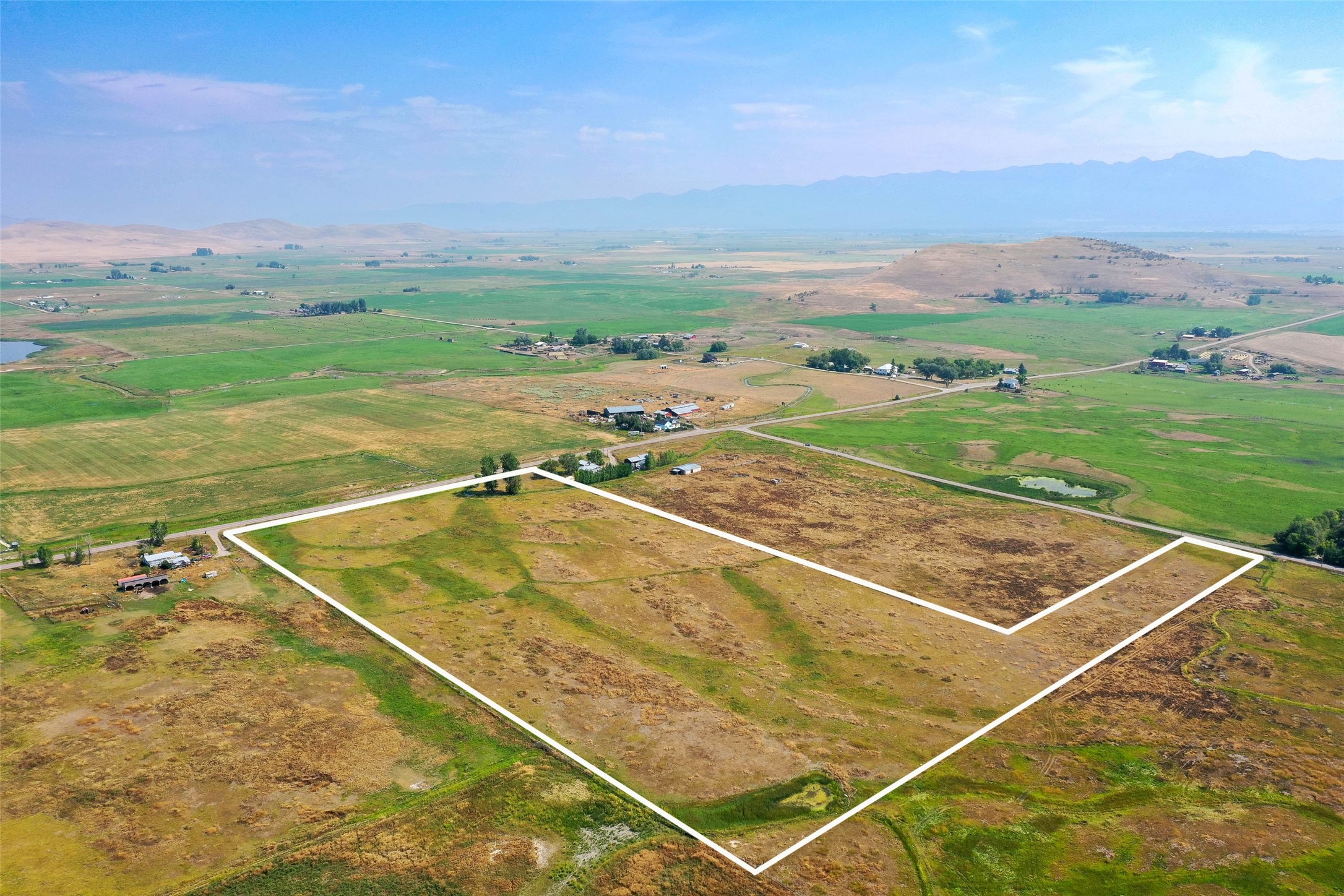 Nkn Round Butte Road Property Photo 9