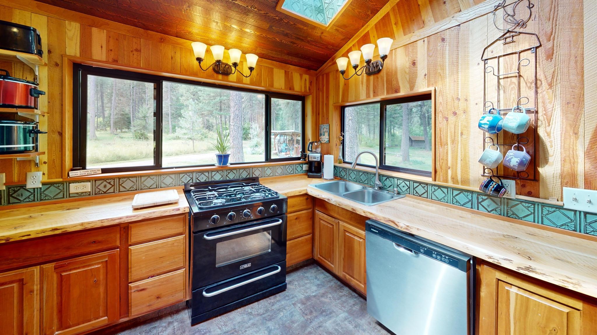 65304 Snowshoe Lane Property Photo 6