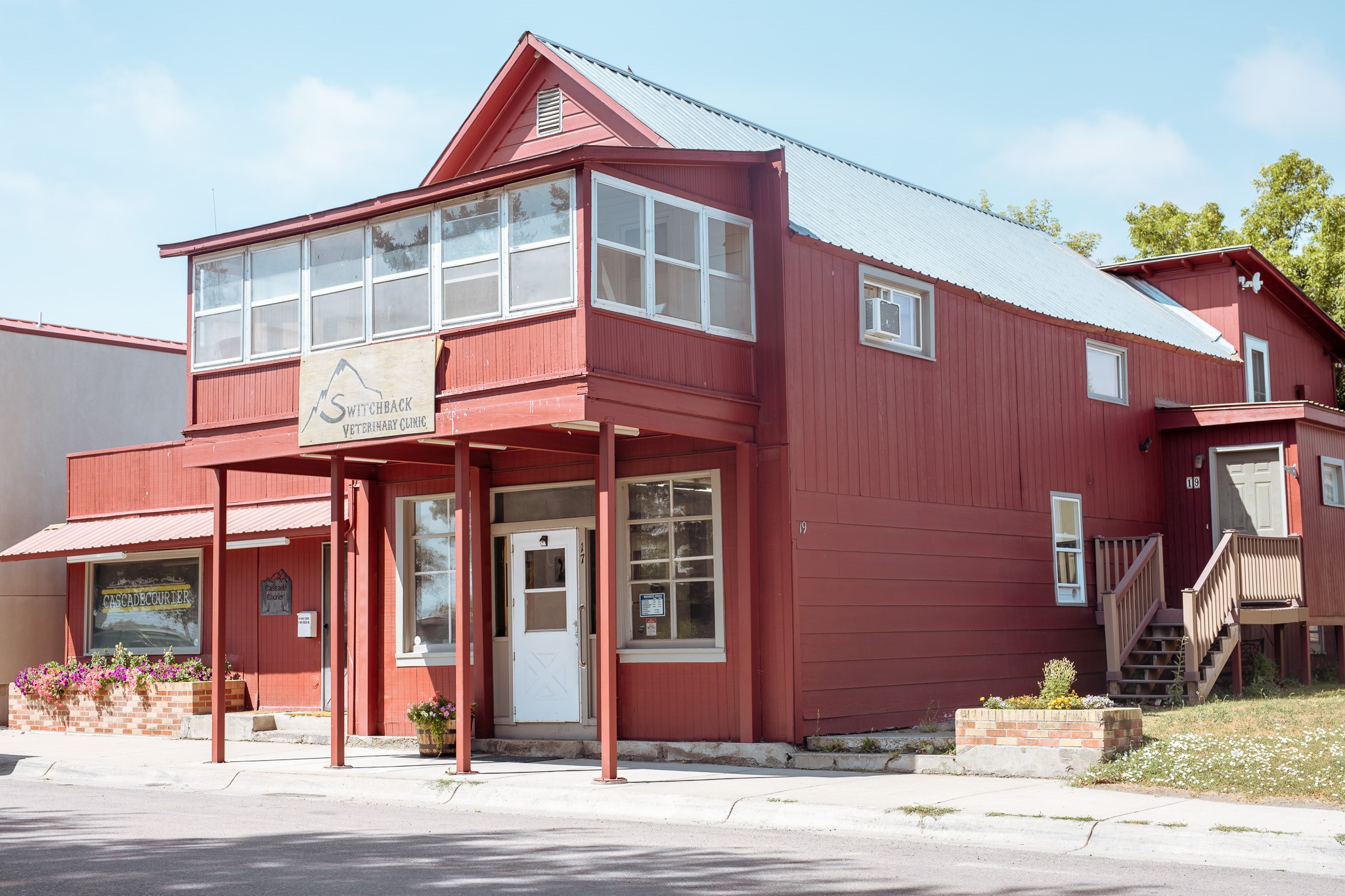 17 Front Street N Property Photo
