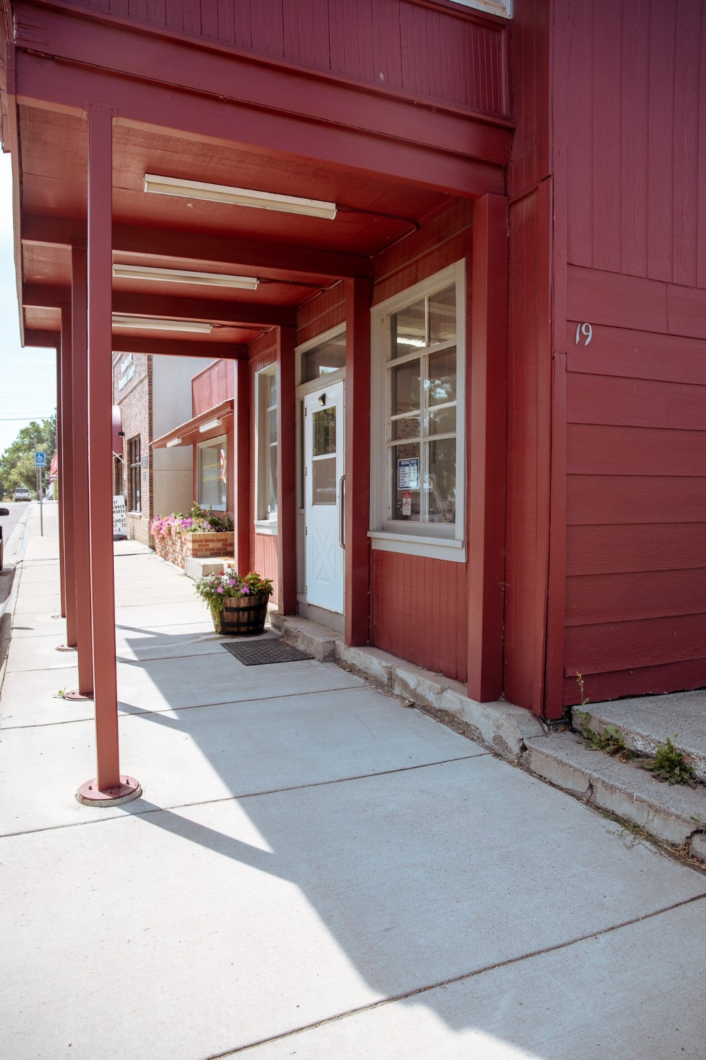 17 Front Street N Property Photo 8