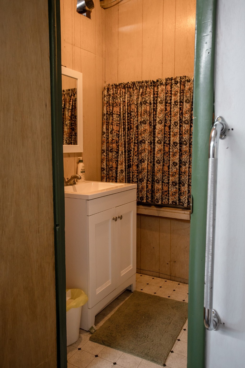 17 Front Street N Property Photo 21