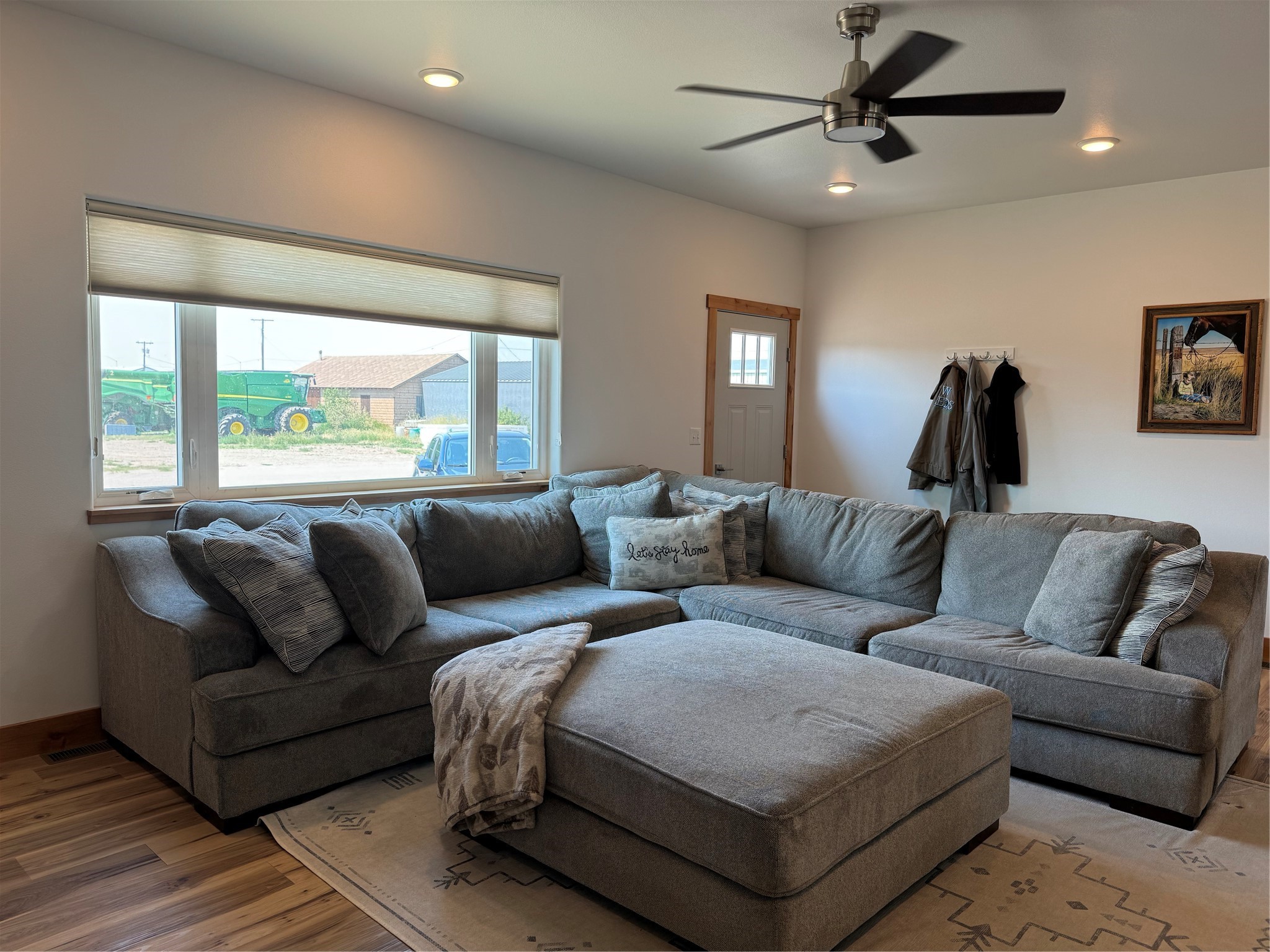 123 2nd Street W Property Photo 6