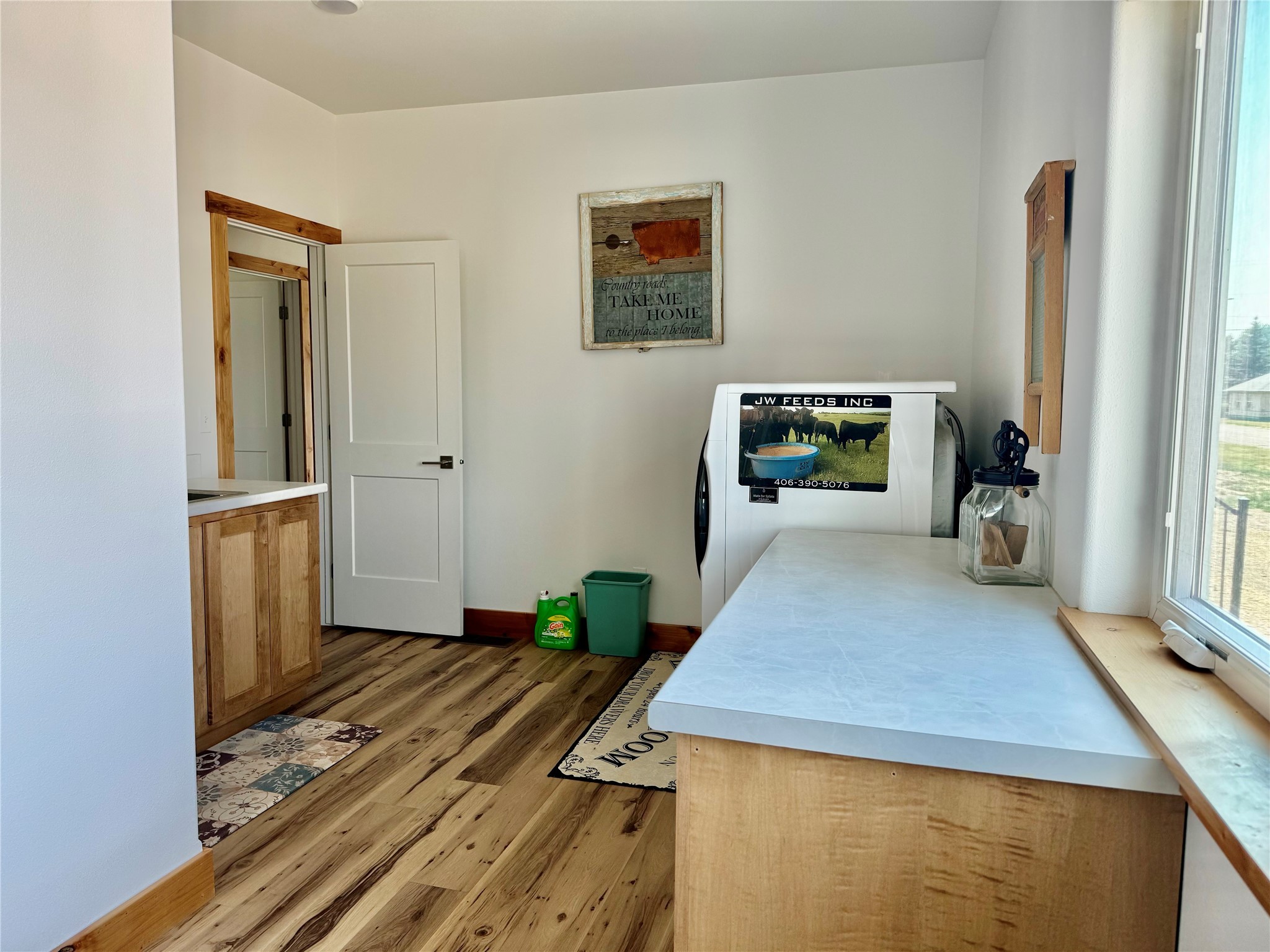 123 2nd Street W Property Photo 38