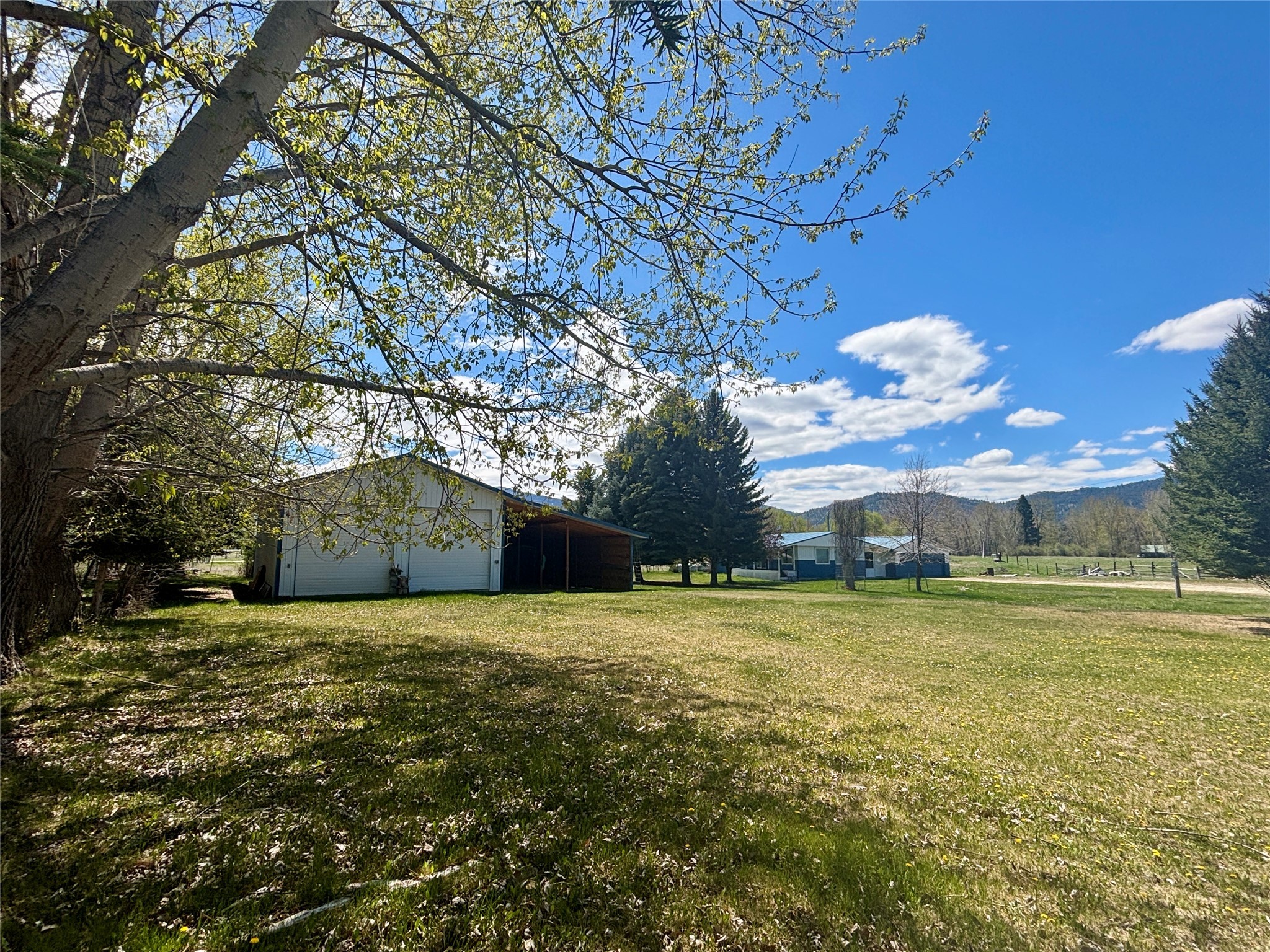 4547 Us Highway 93 S Property Photo 12