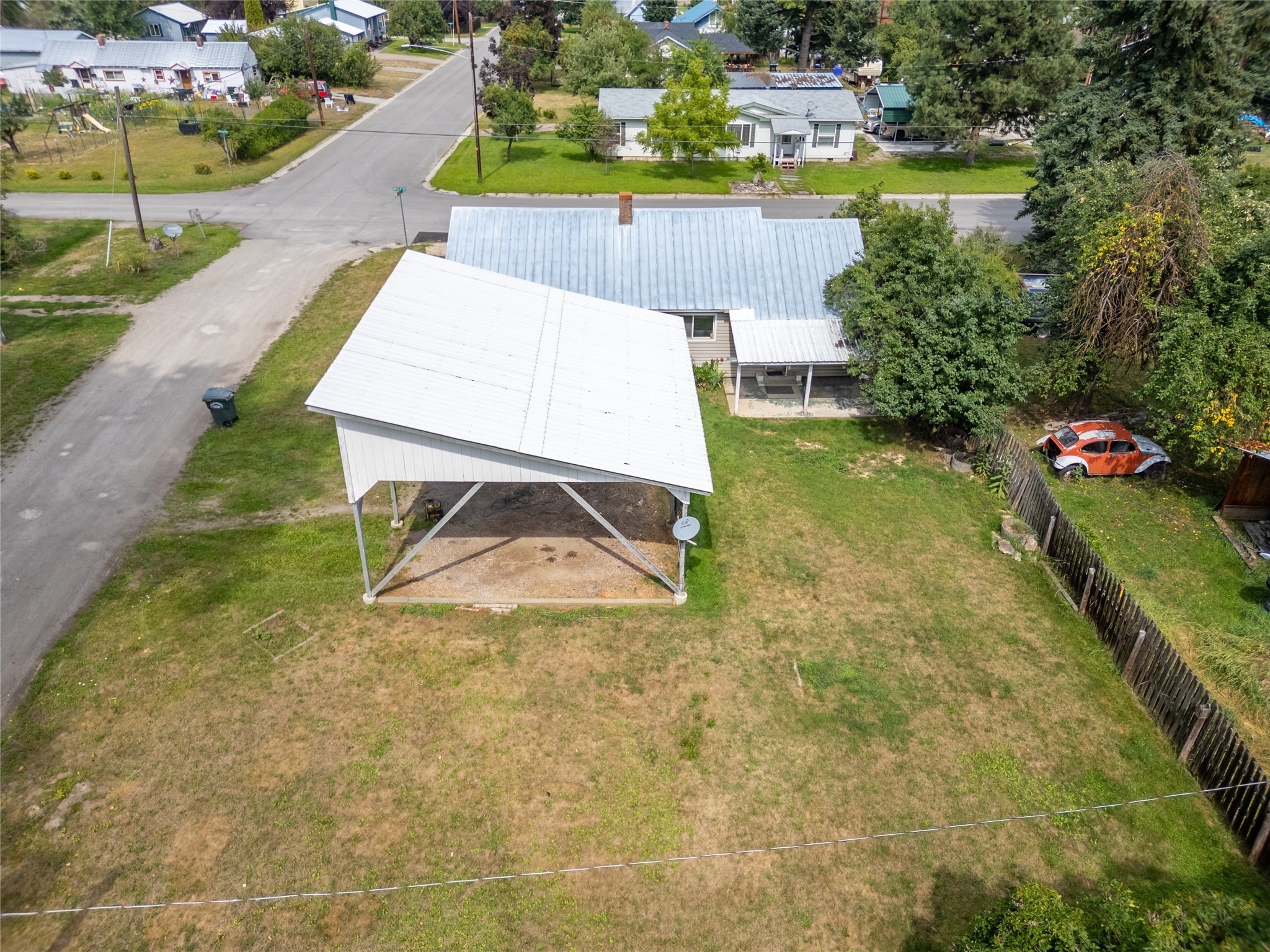 519 W 4th Street Property Photo 15