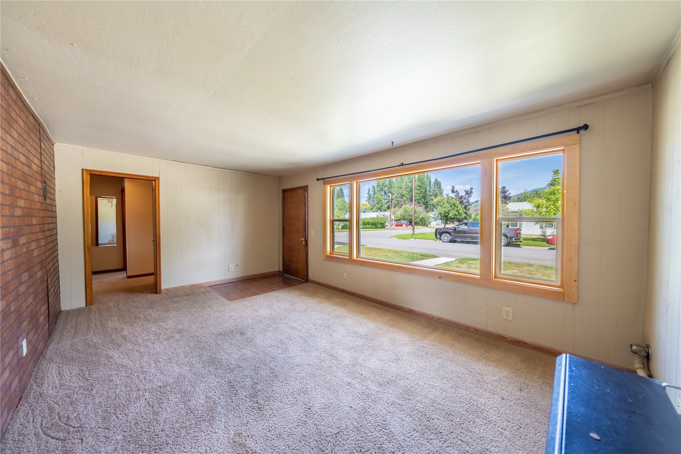 519 W 4th Street Property Photo 16