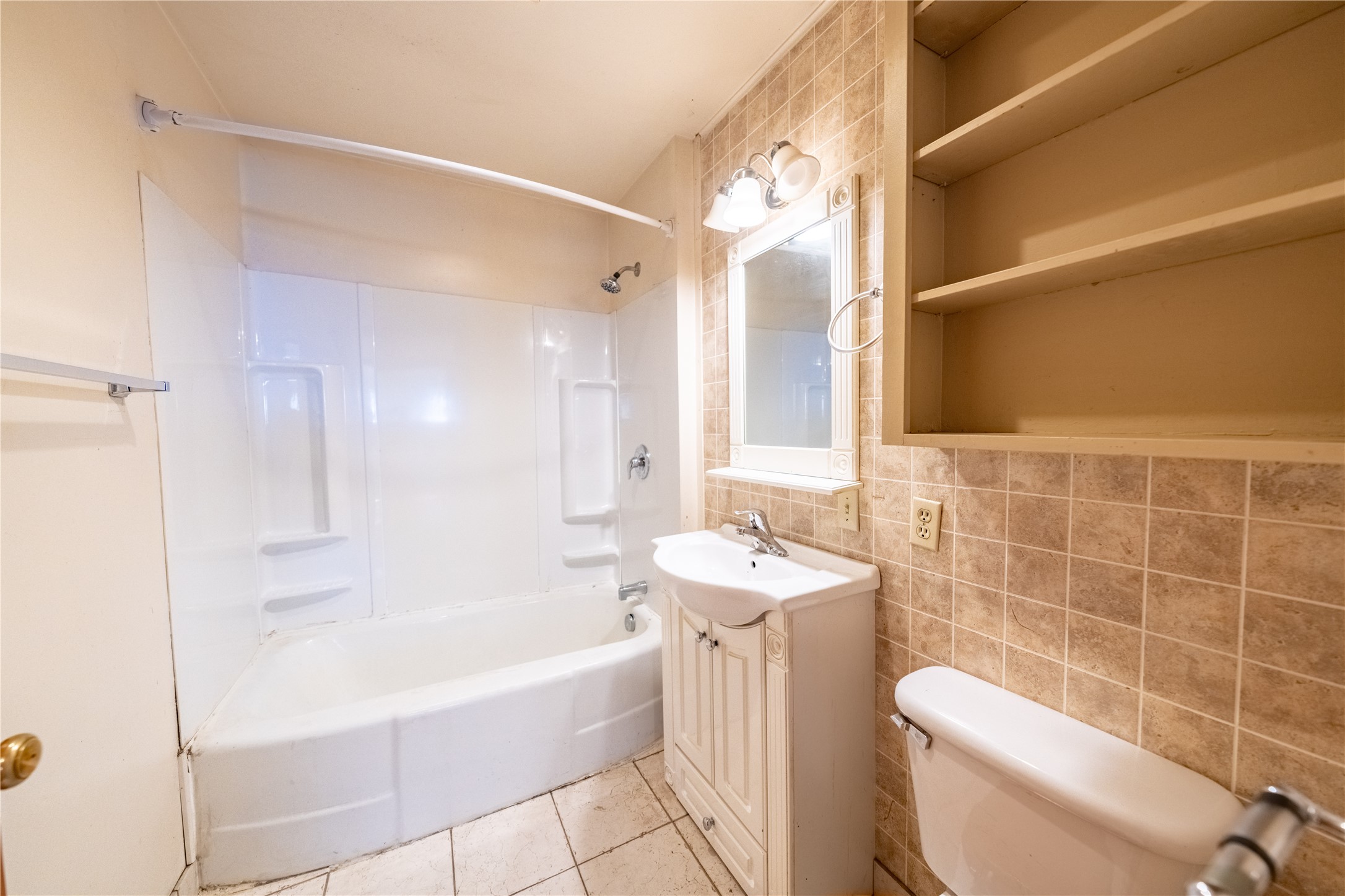 519 W 4th Street Property Photo 21