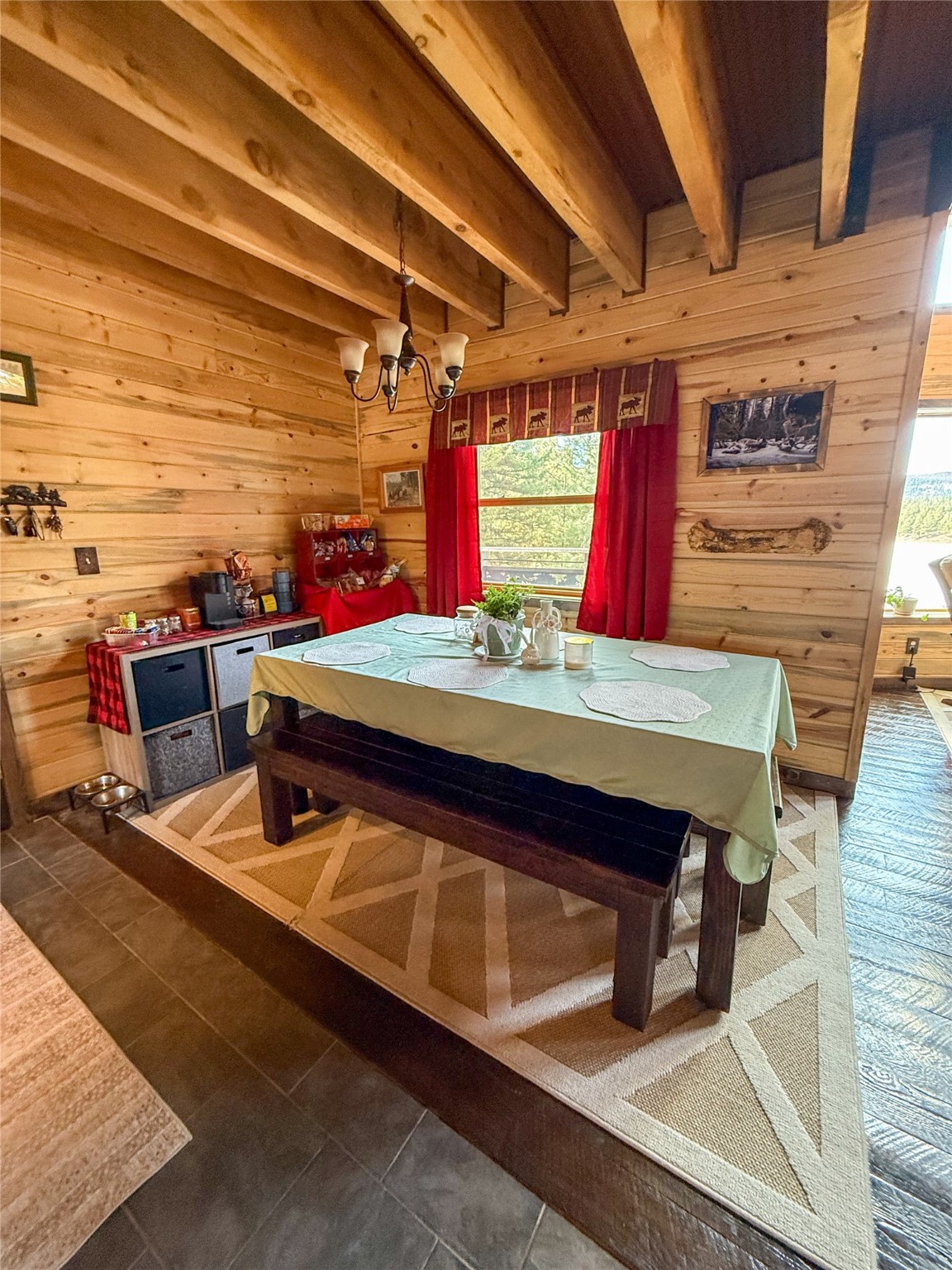 962 Emerald Lake Loop Property Photo 15
