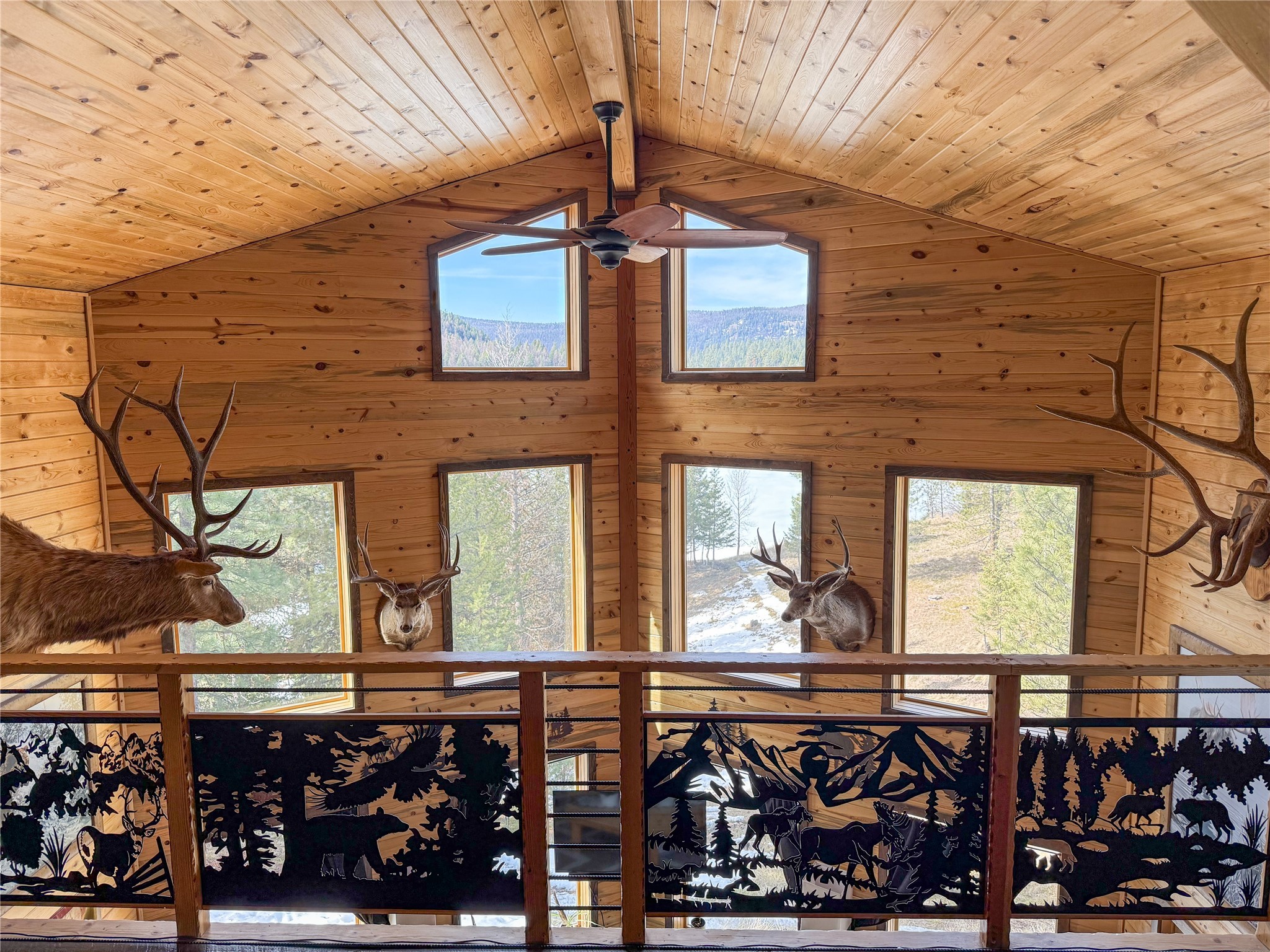 962 Emerald Lake Loop Property Photo 23