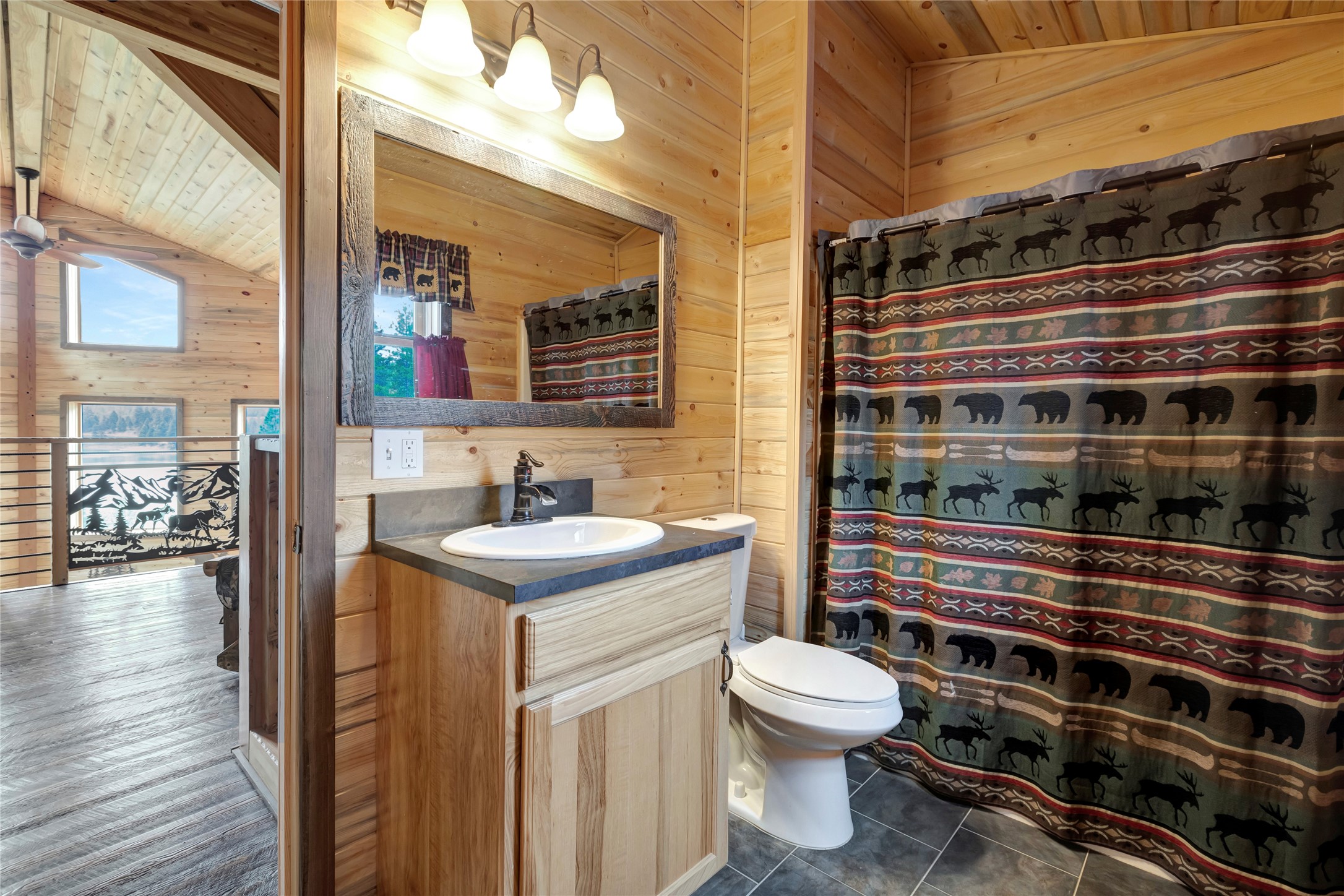 962 Emerald Lake Loop Property Photo 31