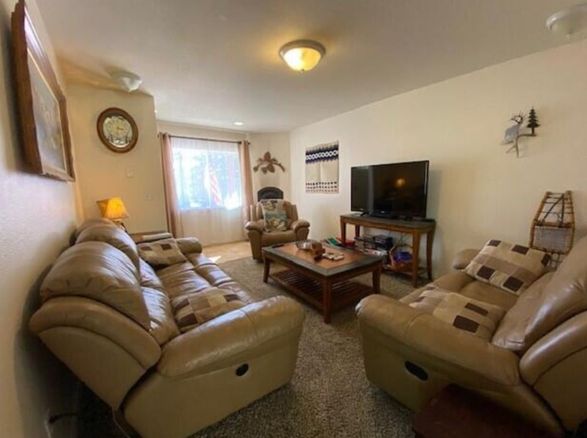 4 Lake Drive Property Photo 9