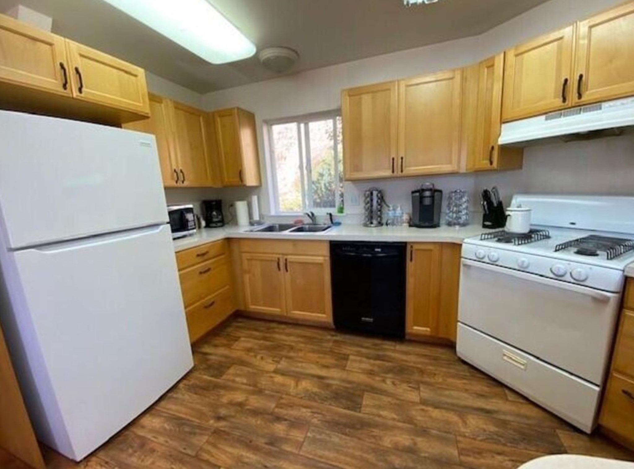4 Lake Drive Property Photo 12