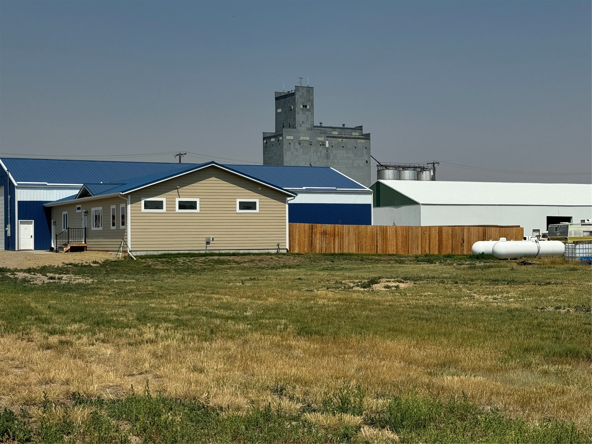123 2nd Street W Property Photo 11