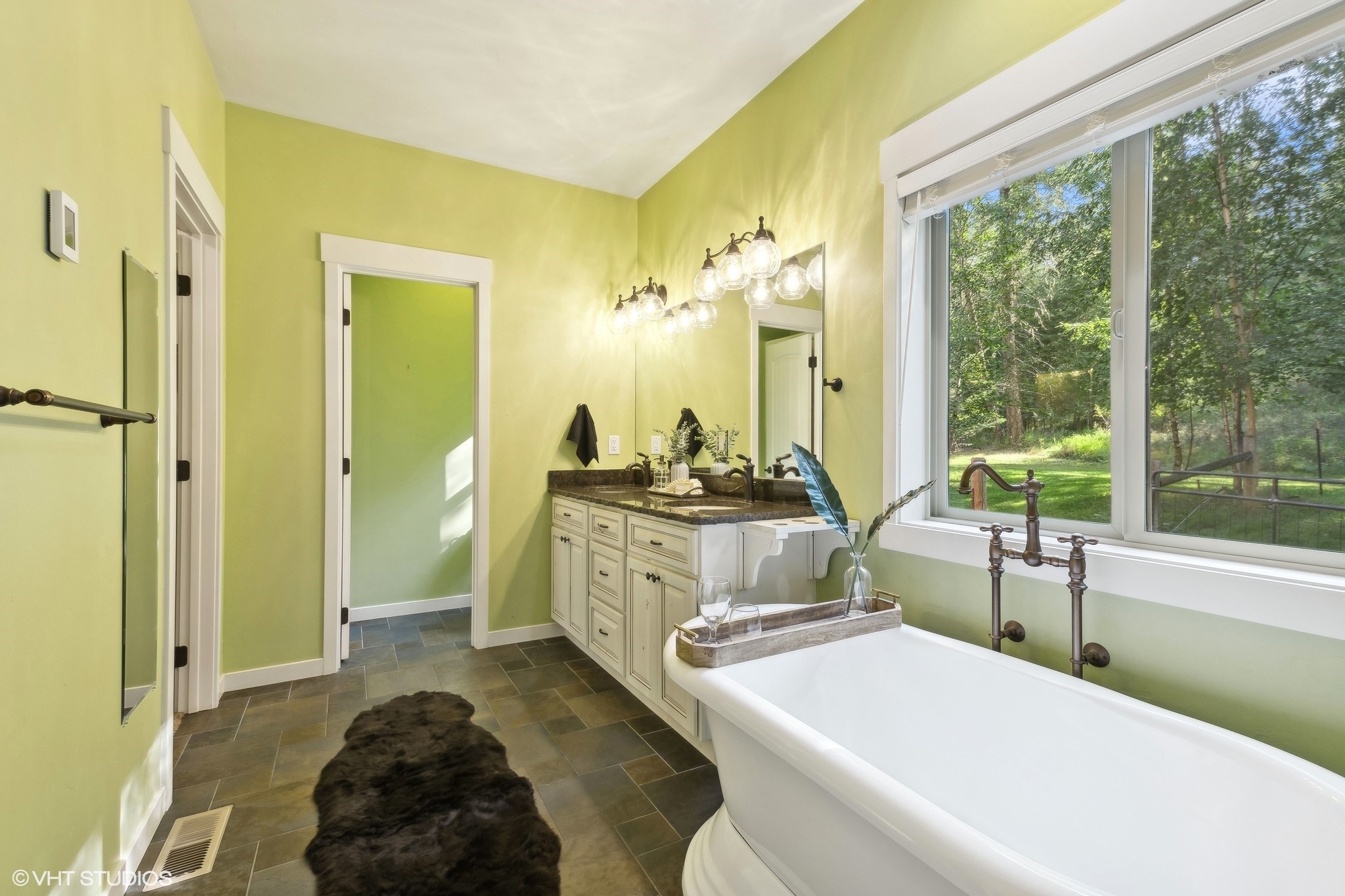 216 Tavern Lane Property Photo 18
