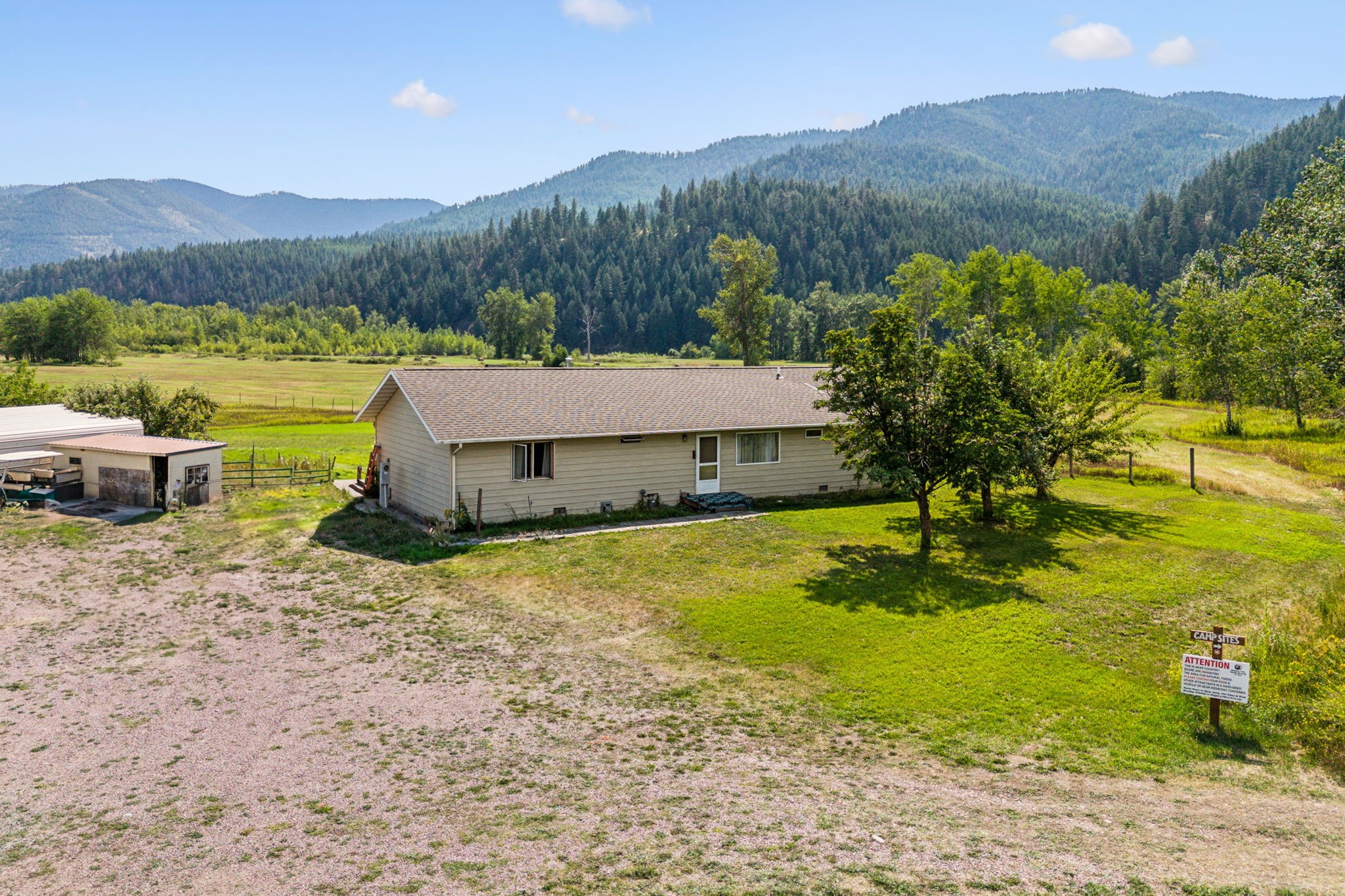 11055 Silver Street Property Photo 9