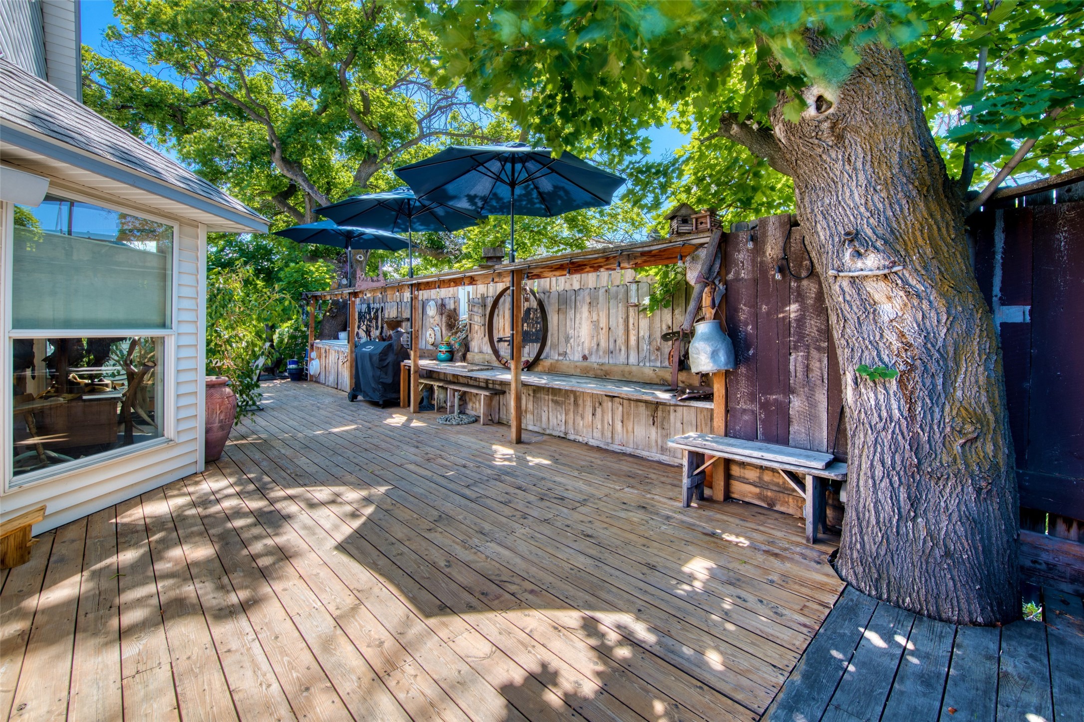 1130 S 1st Street Property Photo 5