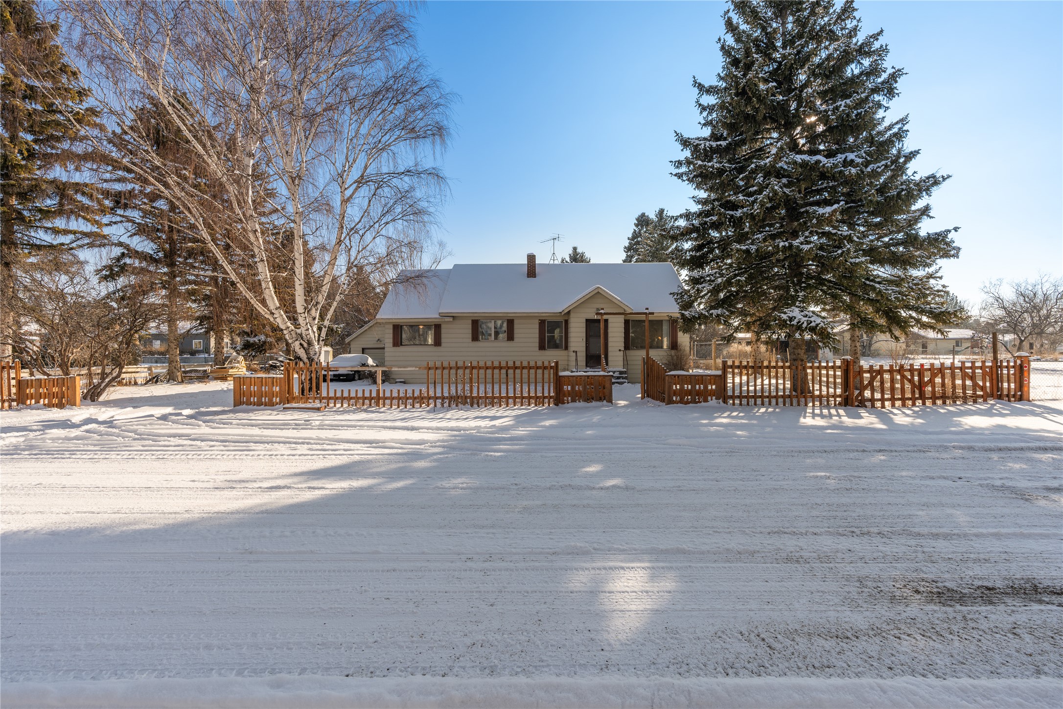 600 C Street Property Photo 1