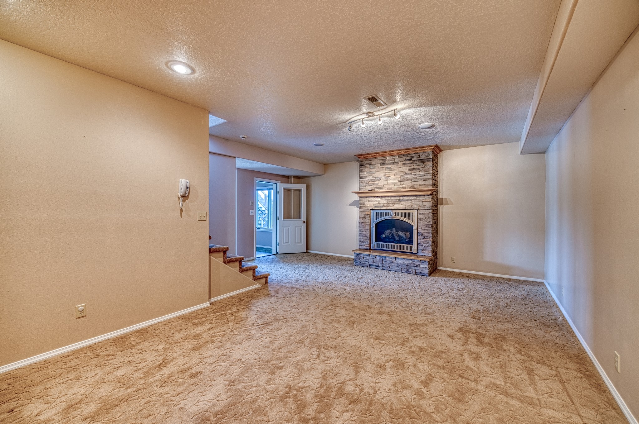 60 Aberdare Lane Property Photo 51