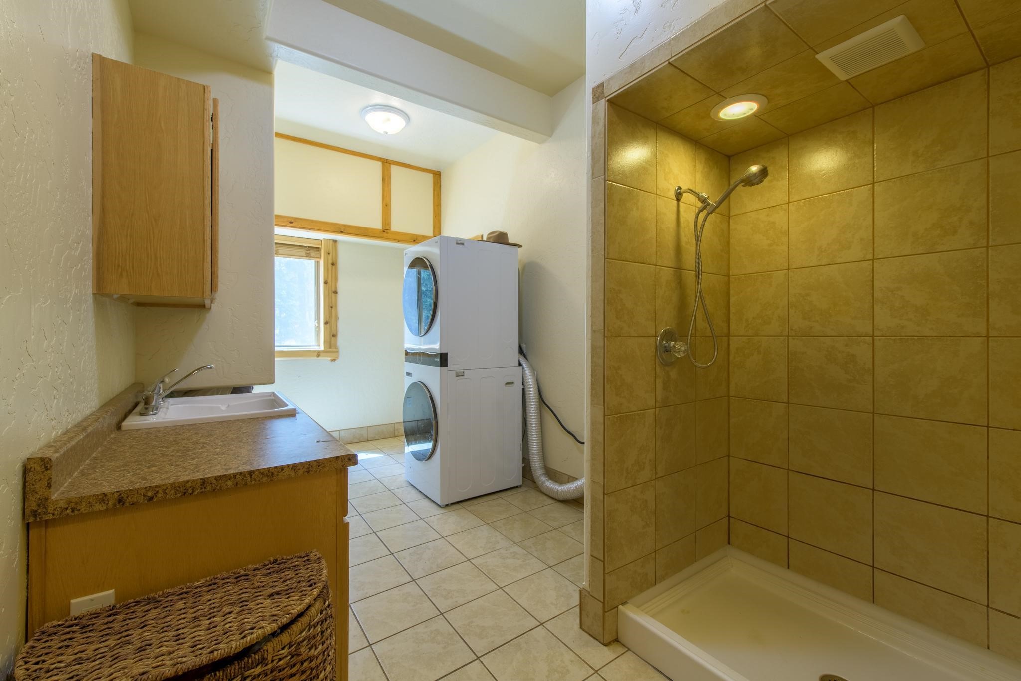 3700 Glen Lake Road Property Photo 28