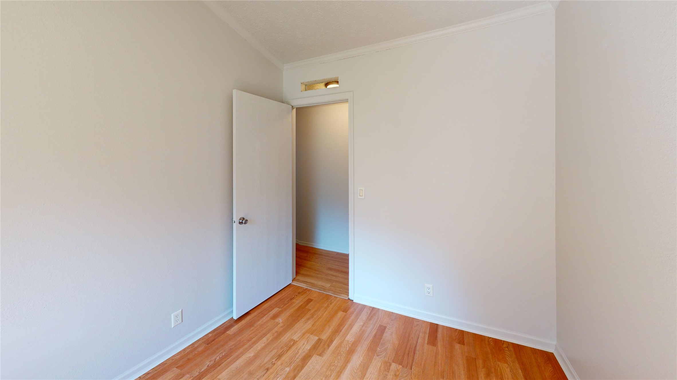 48 Country Lane Property Photo 11
