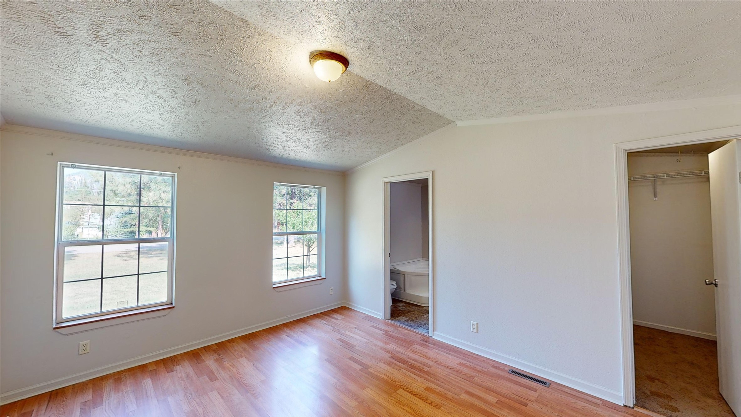 48 Country Lane Property Photo 20