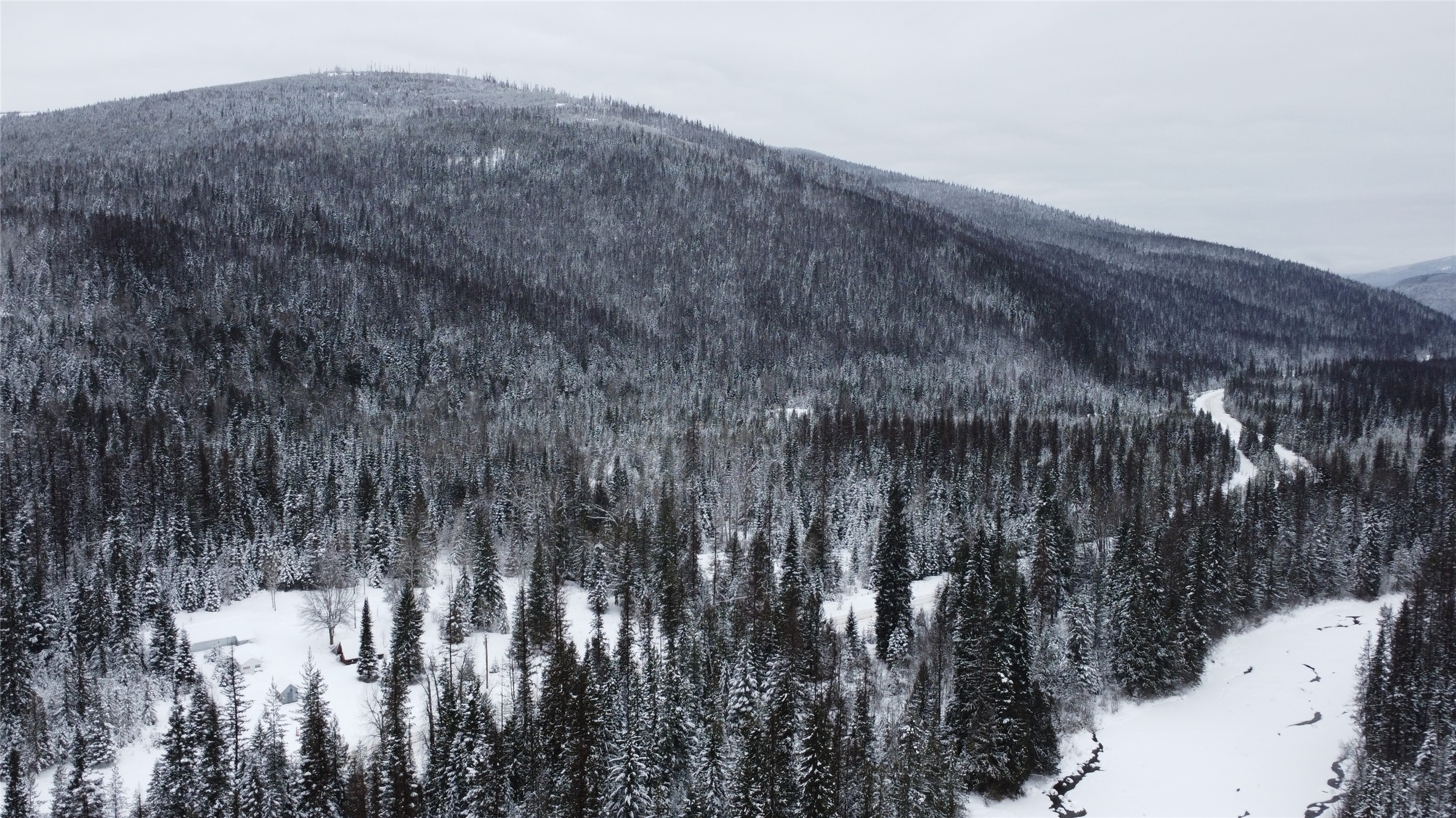 10689 Yaak River Road Property Photo 8