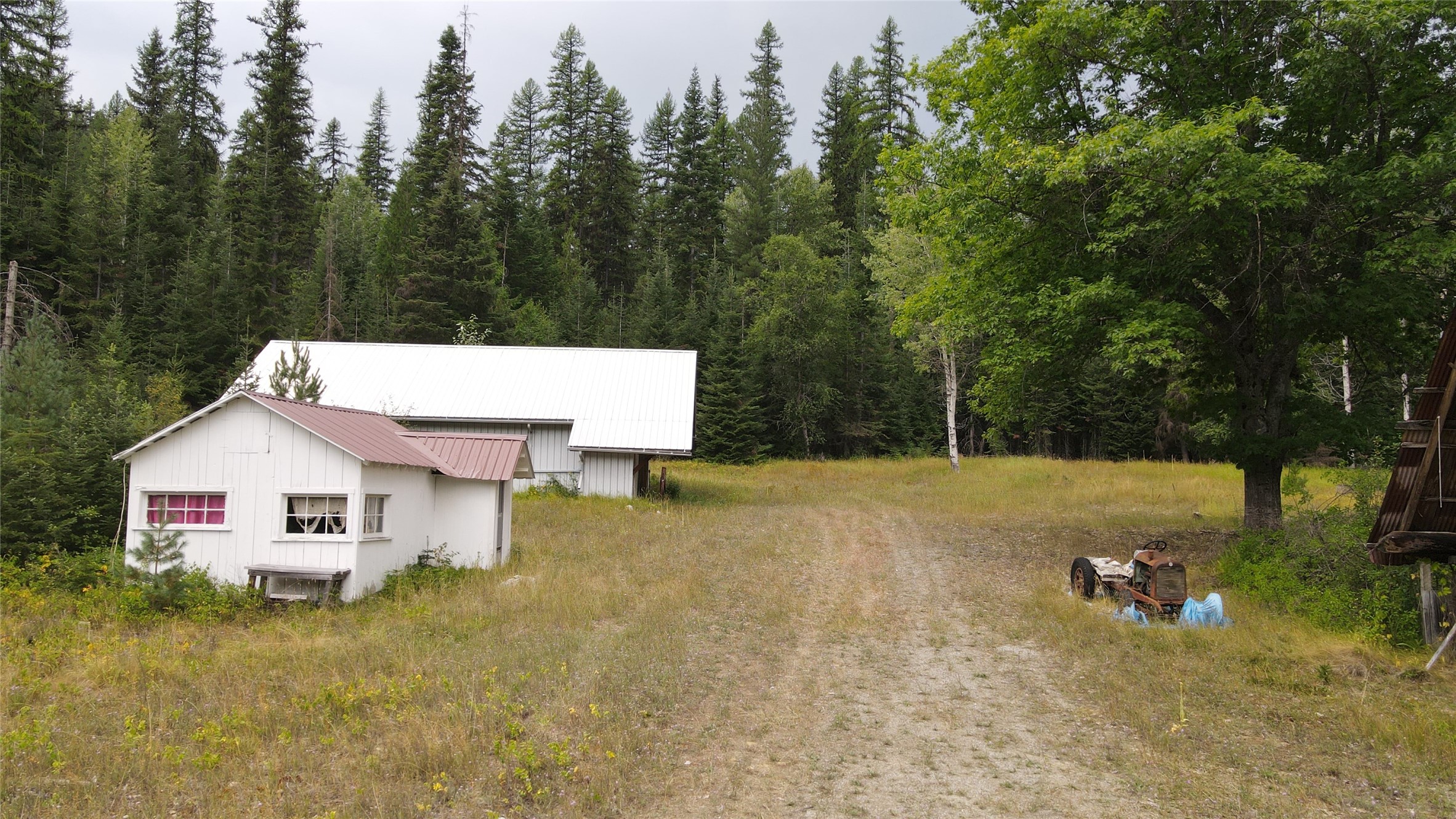 10689 Yaak River Road Property Photo 27