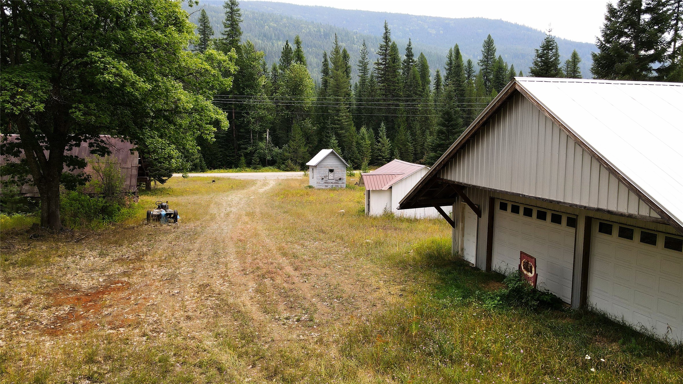 10689 Yaak River Road Property Photo 29