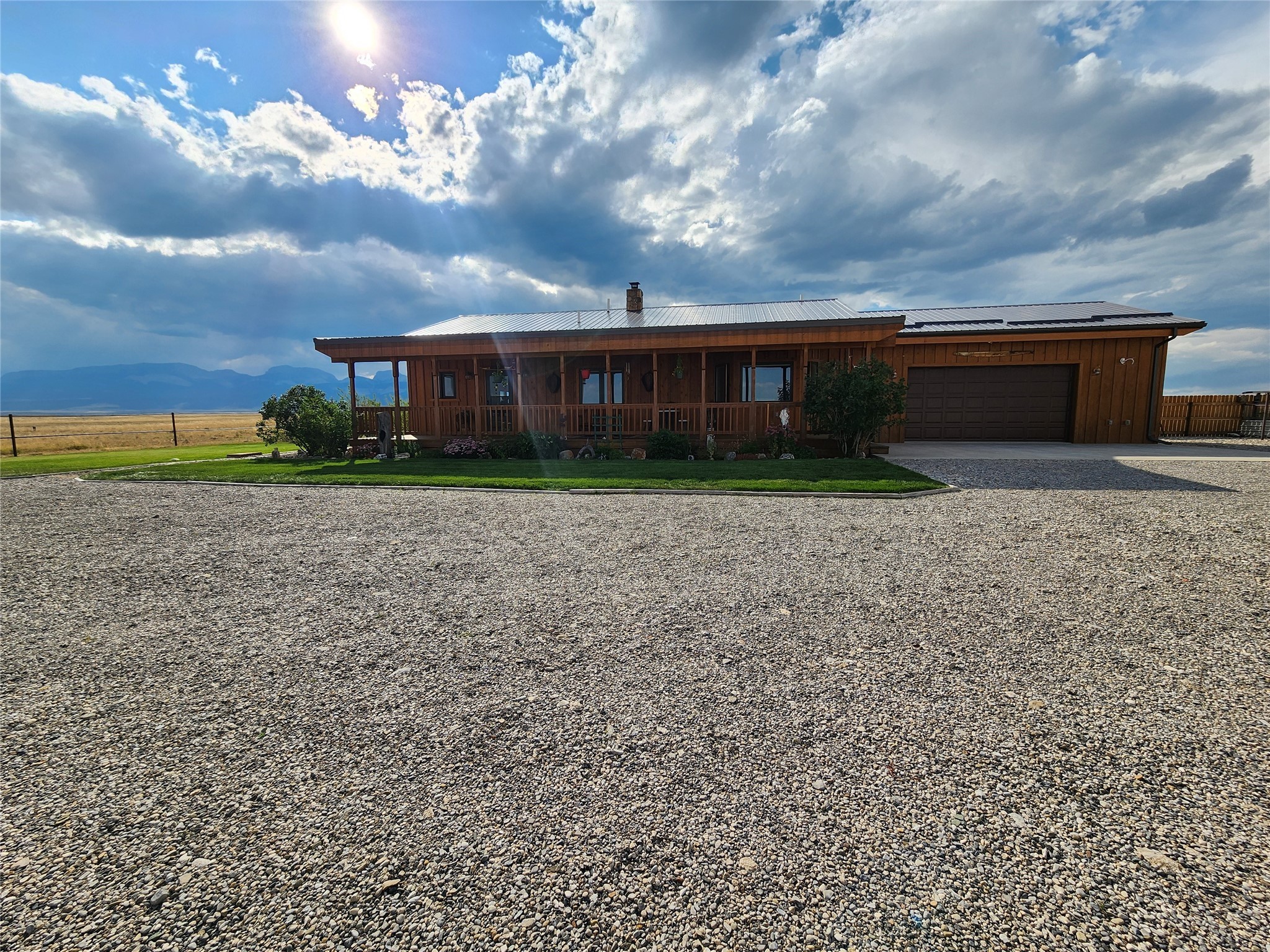 1135 Blackleaf Road Property Photo 3
