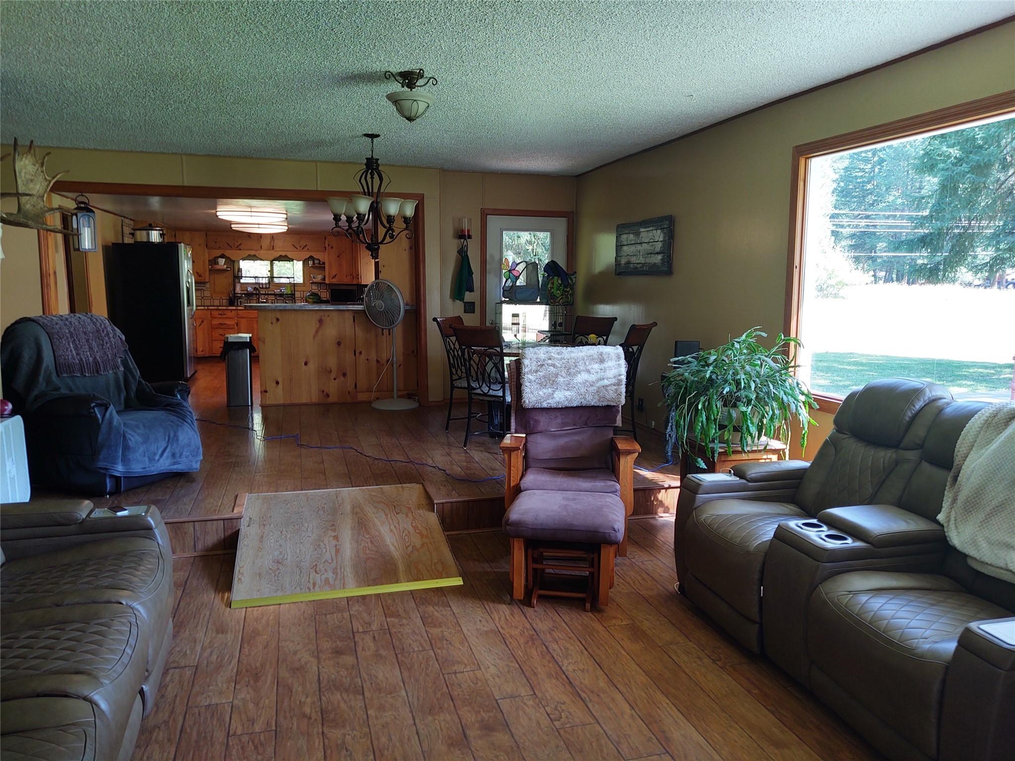 33359 Terrace Lake Road Property Photo 9