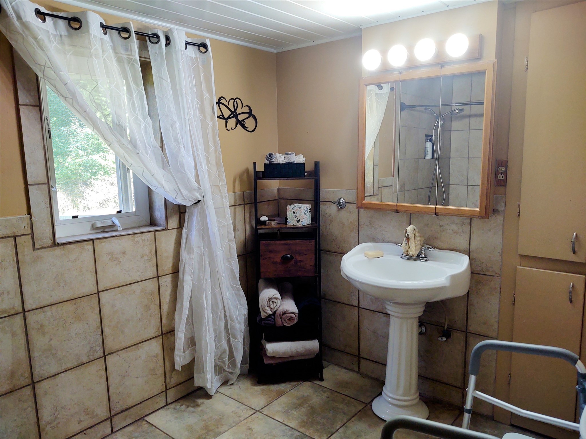 33359 Terrace Lake Road Property Photo 23