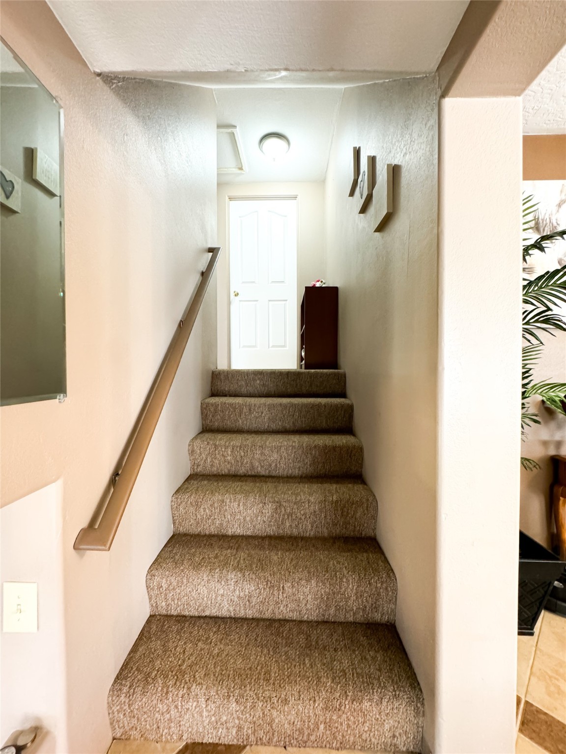 565 S Johnson Street Property Photo 15