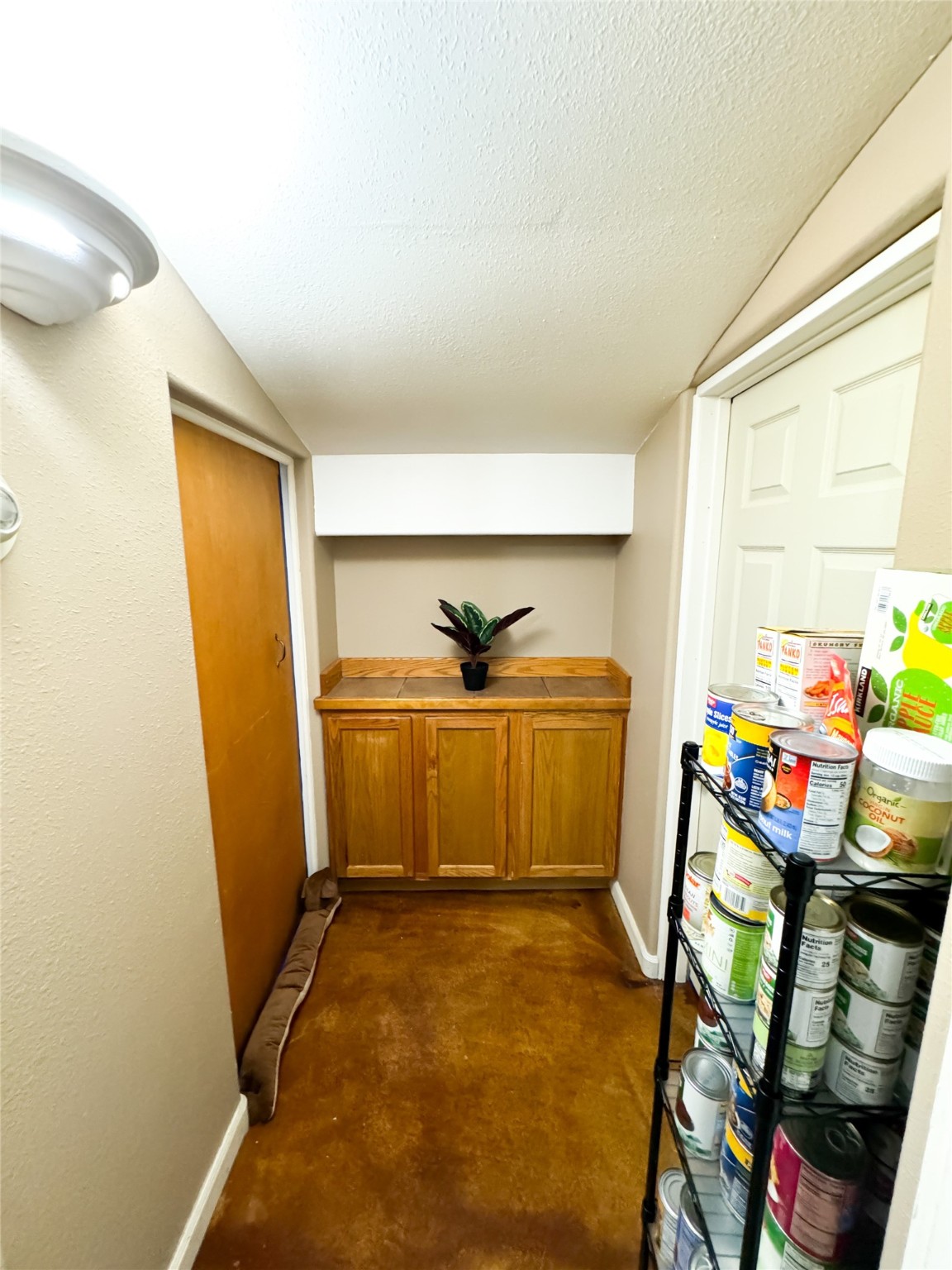 565 S Johnson Street Property Photo 36