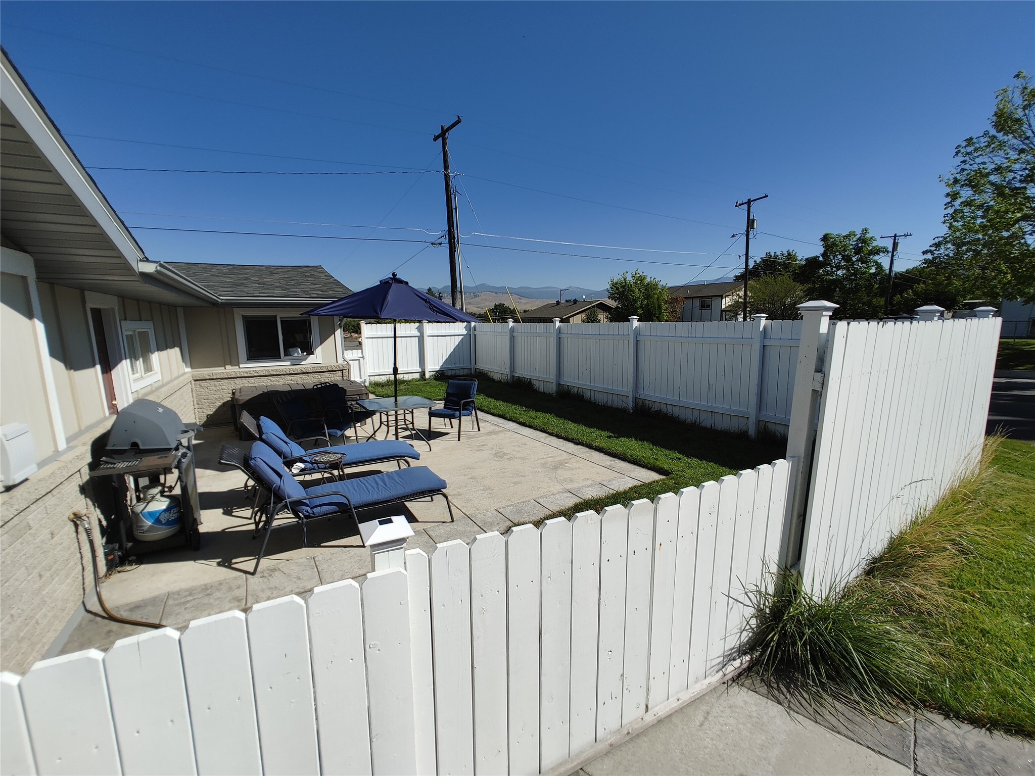 565 S Johnson Street Property Photo 57