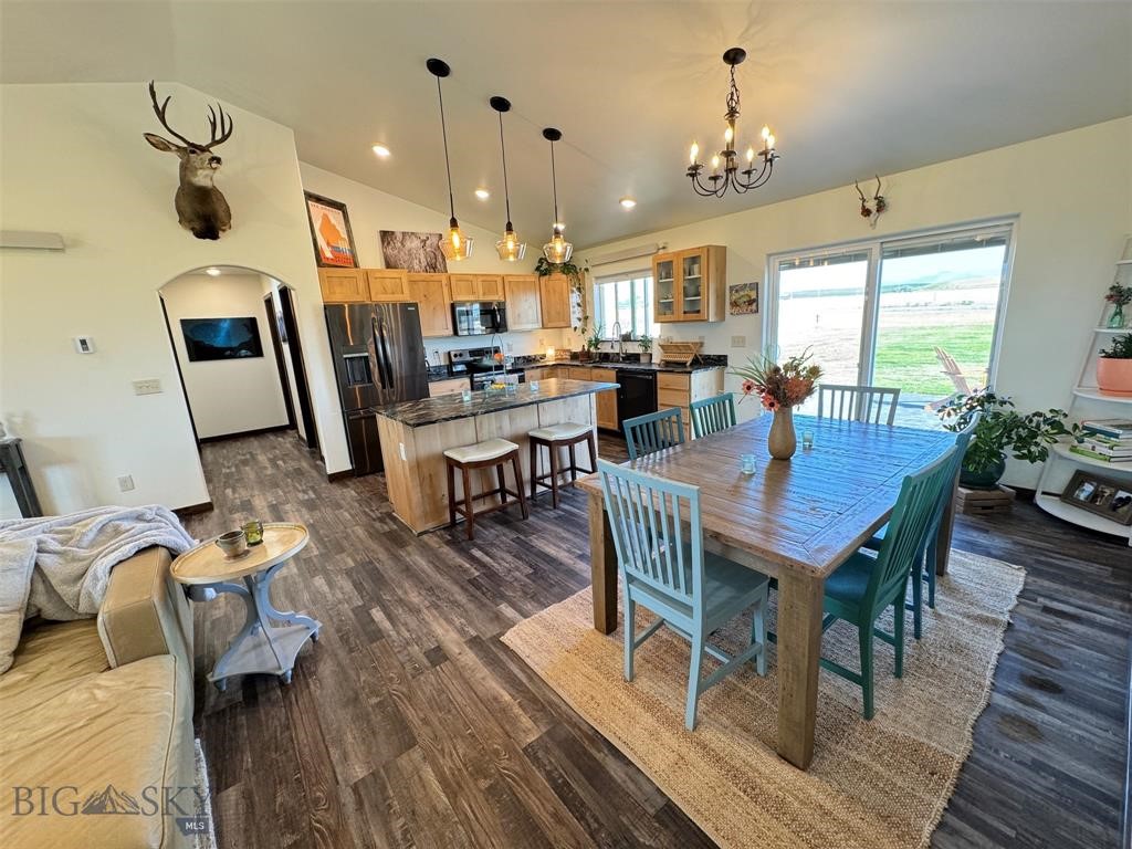 4 Fraker Loop Property Photo 13